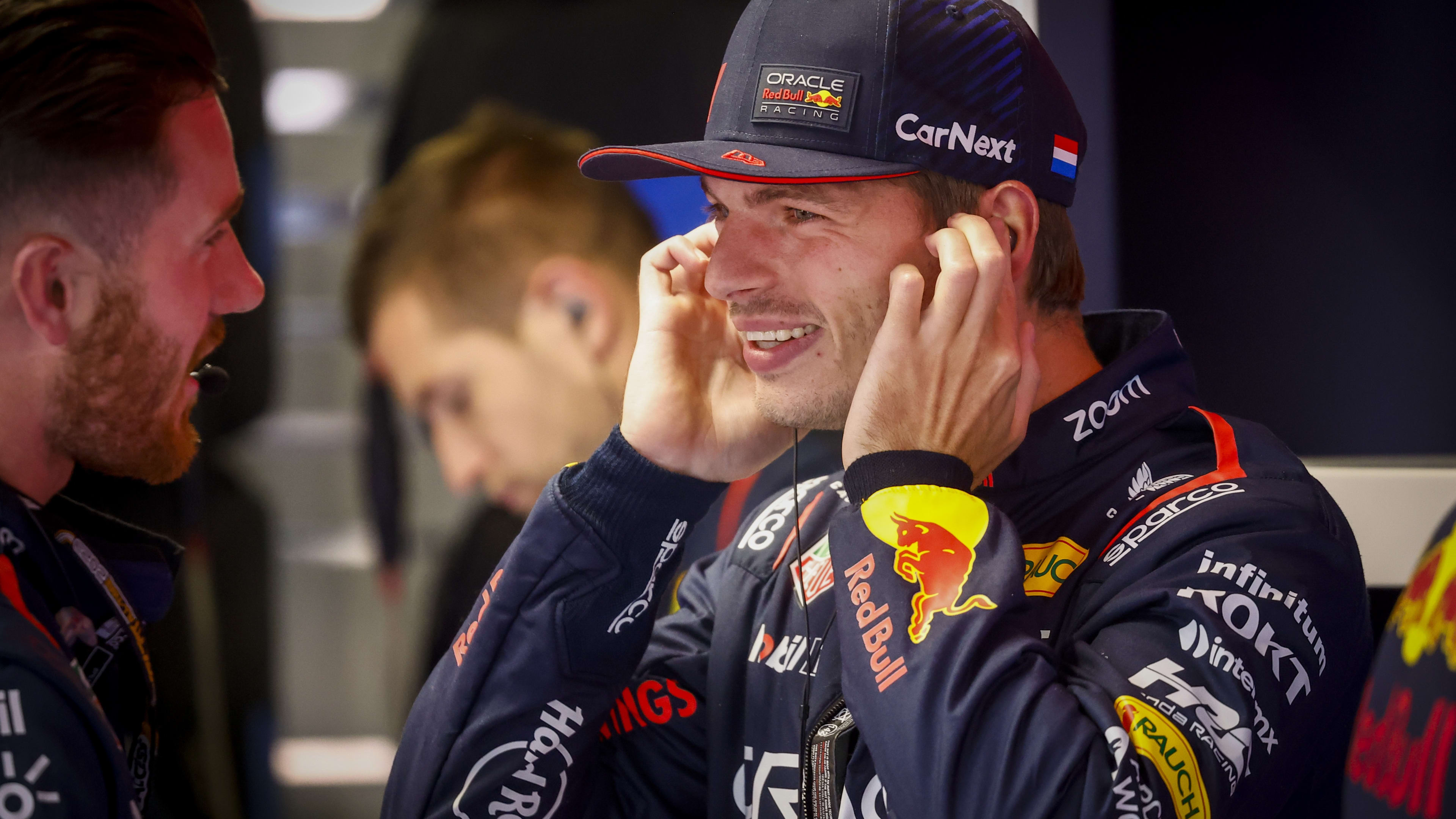 Superieure Max Verstappen pakt Formule 1-record na magnifieke race in Italië