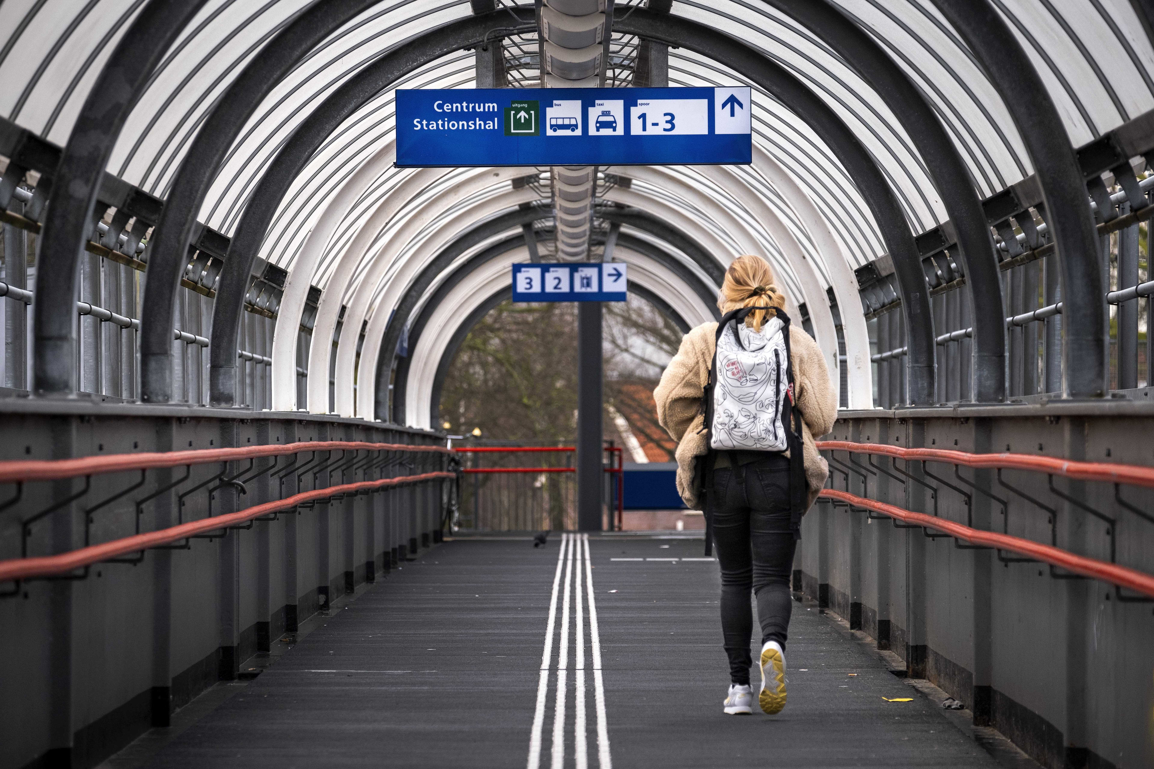 Treinrukker na maandenlange klopjacht opgepakt op station Hoorn