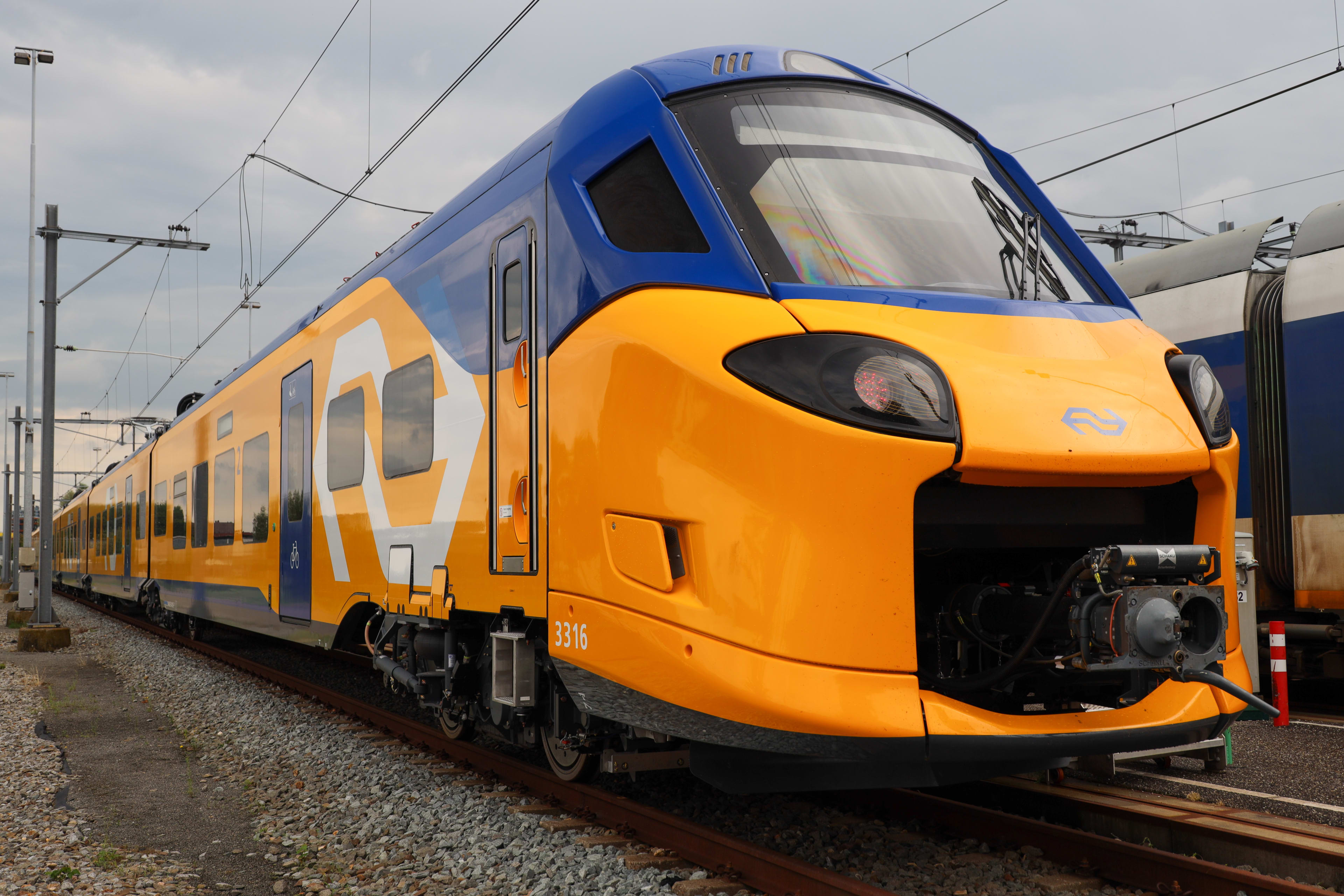 NS begint met nieuwe treindienst tussen Amsterdam en Brussel