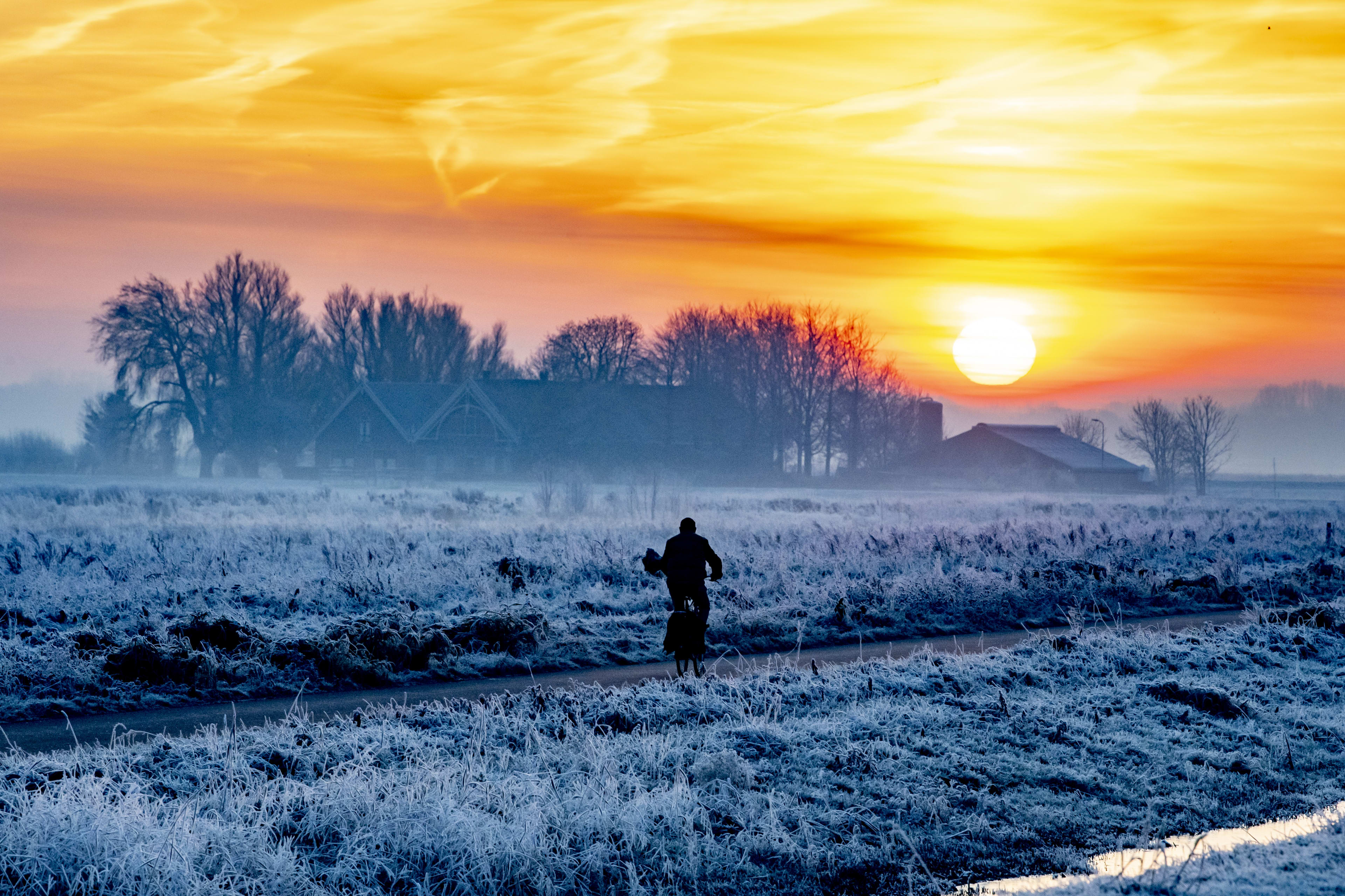 Deel Nederland wordt wakker in witte wereld: meer sneeuw op komst