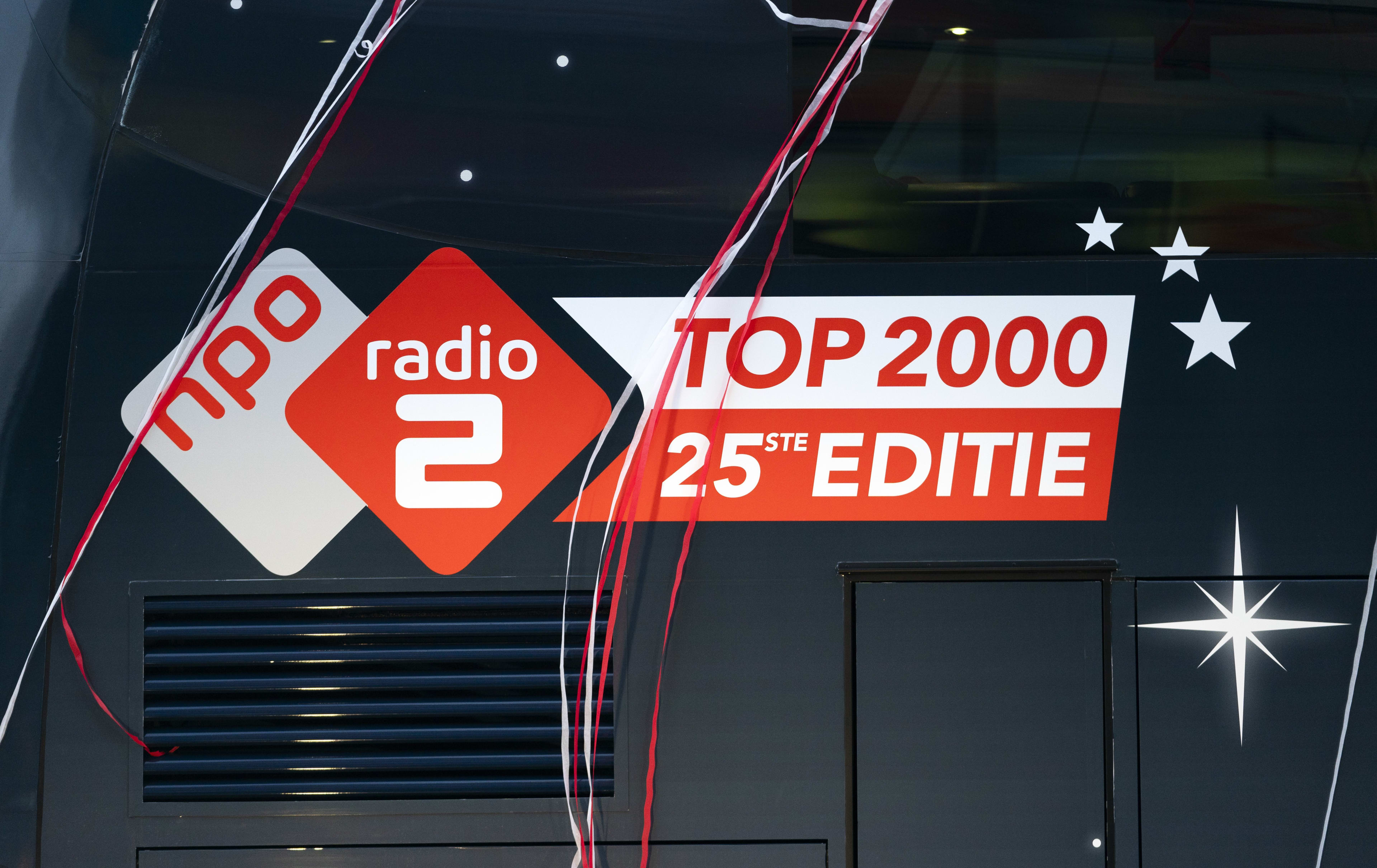 Staan jouw favoriete nummers in de Top 2000? Bekijk het hier