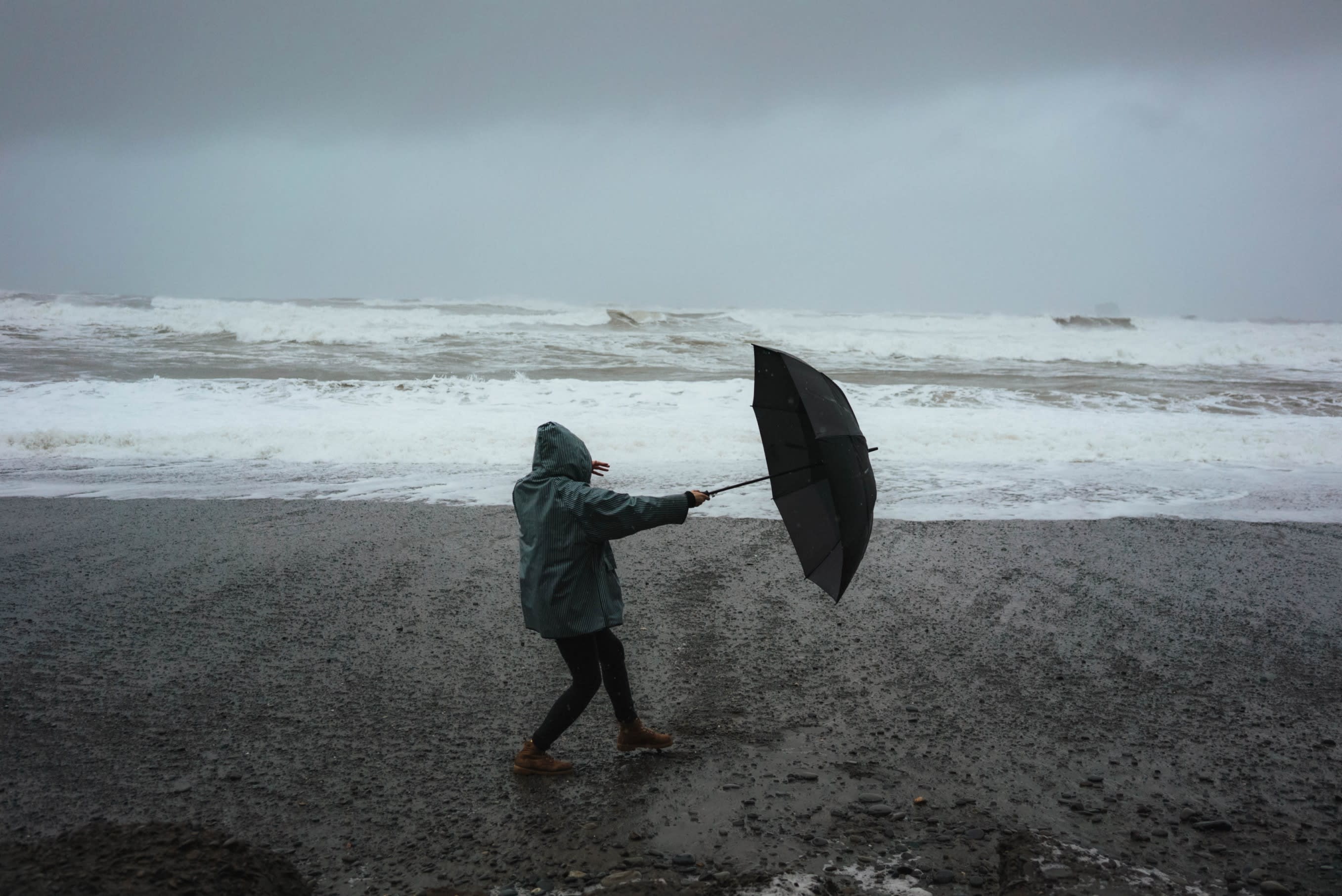 Vrijdag gure herfstdag met zware windstoten, volgende week kans op sneeuw