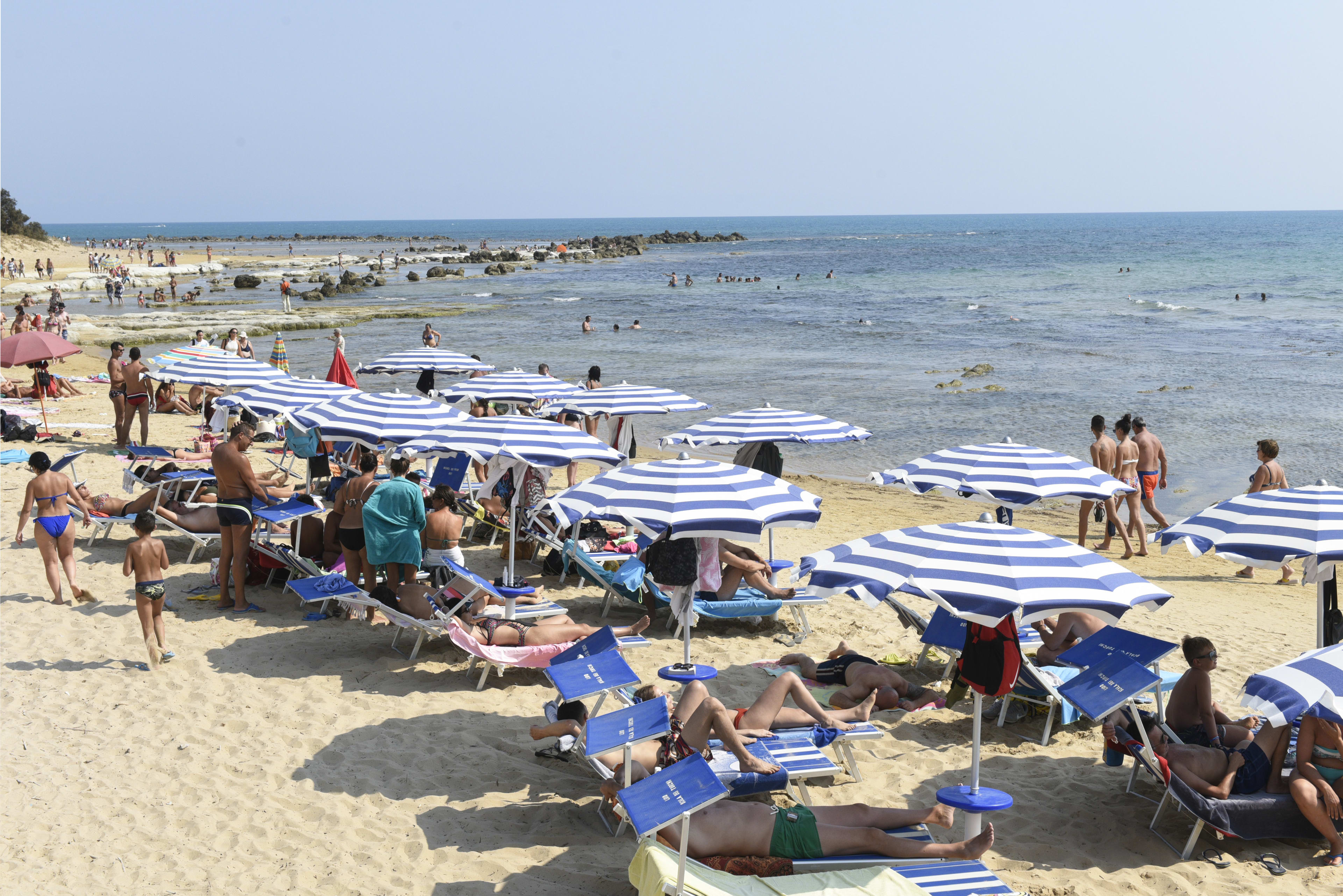 Wegsmelten in Italië: hitterecord van 48,8 graden op Sicilië