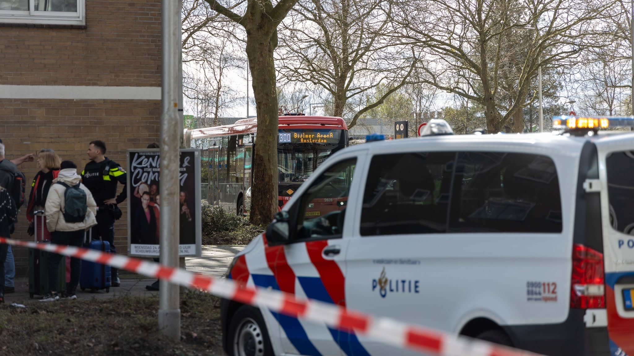 Politie arresteert man (67) met verdacht pakketje in Amstelveense bus