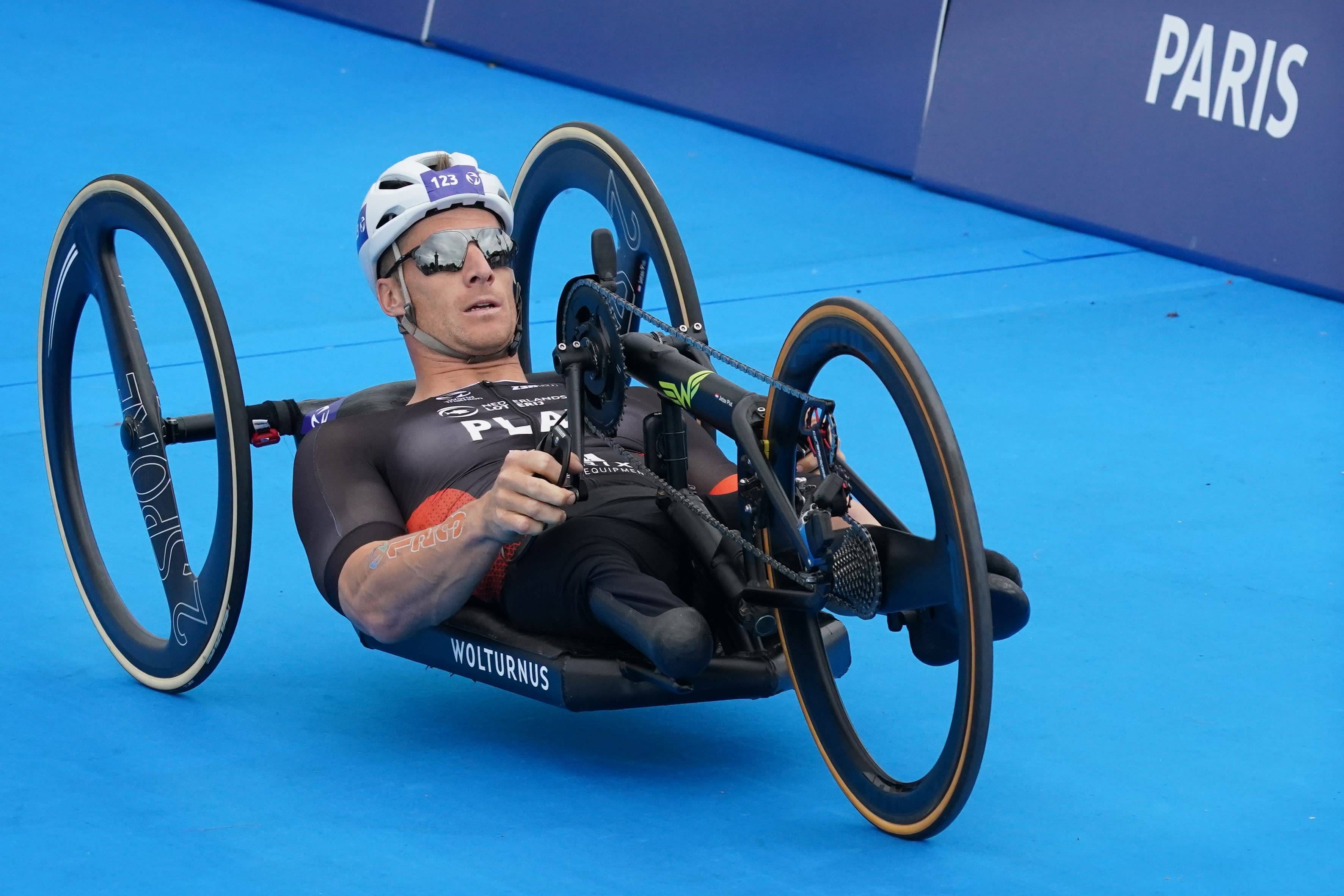 Opnieuw goud op de triatlon voor paralympiër Jetze Plat