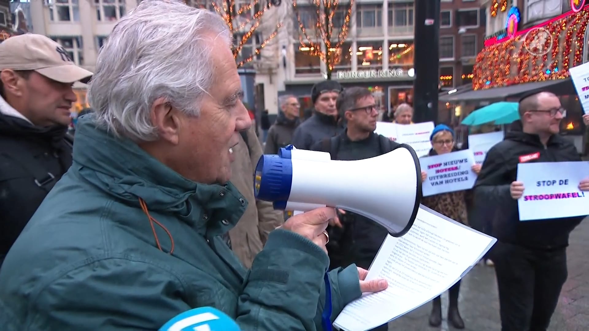 Amsterdammers protesteren tegen overlast toerisme
