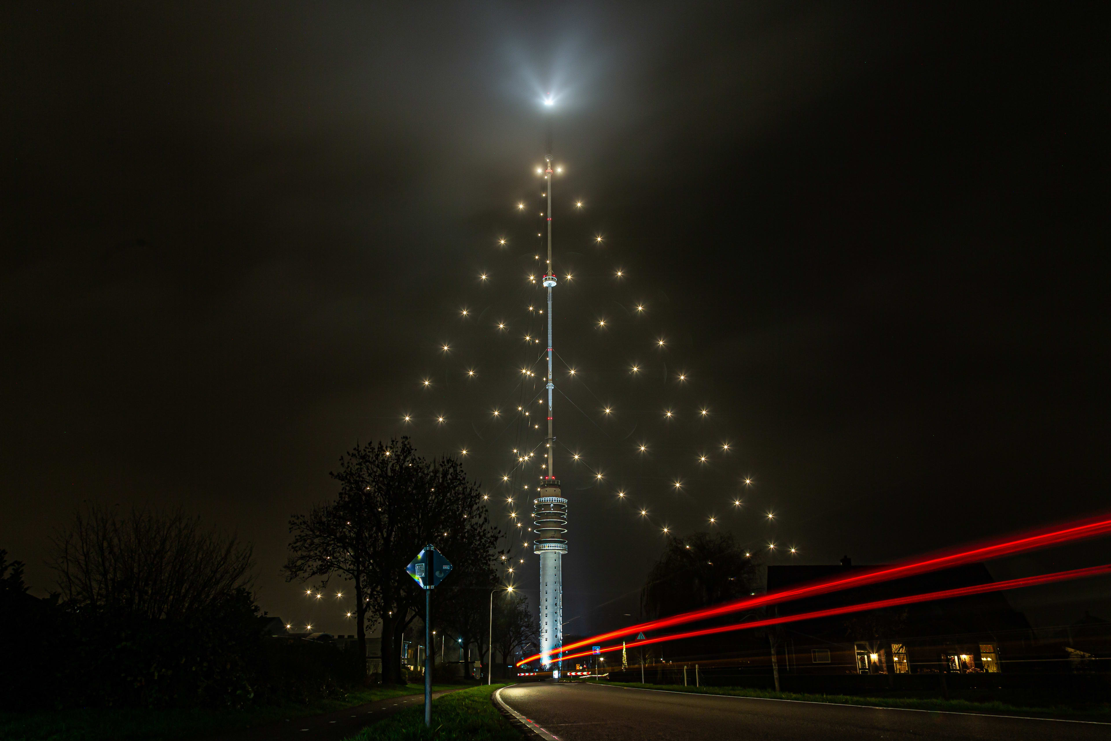 Lichten grootste kerstboom van het land voor 25e keer ontstoken