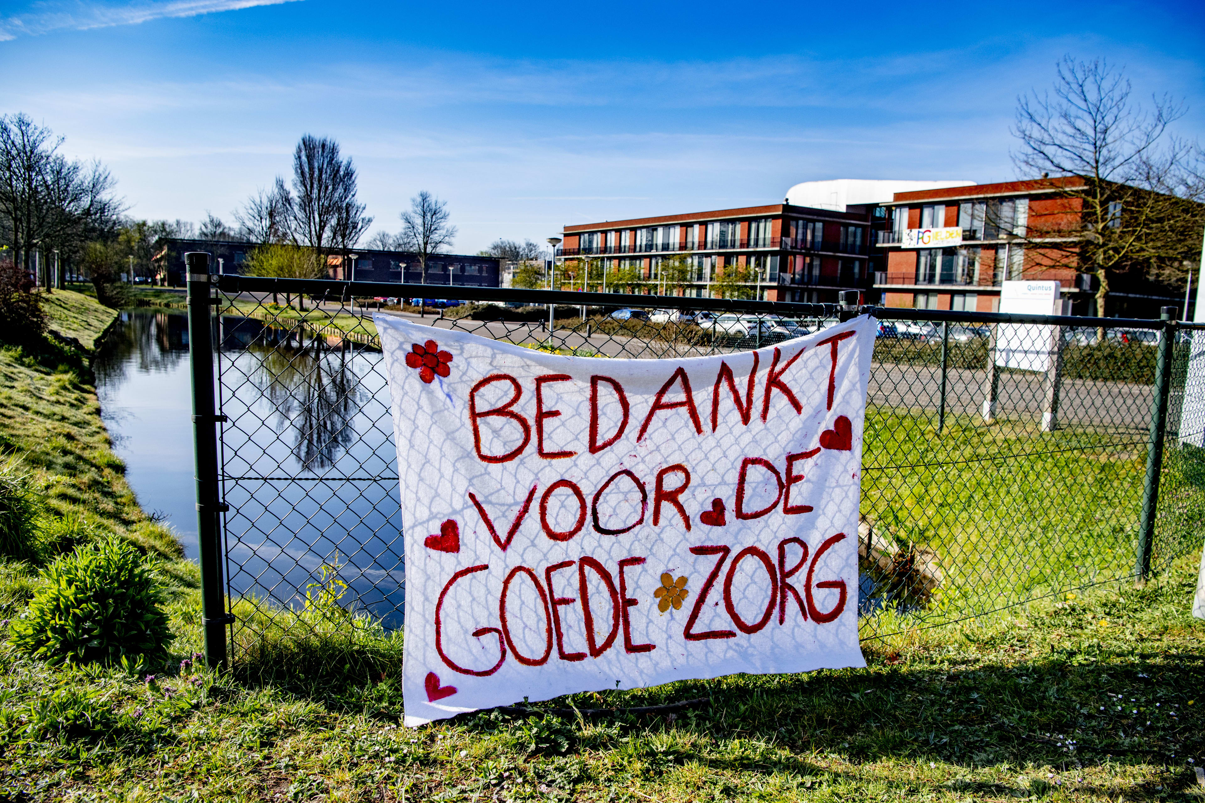 Zorgmedewerkers kunnen vanaf vandaag hun 'coronabonus' aanvragen: hoe werkt het en wie komt in aanmerking?