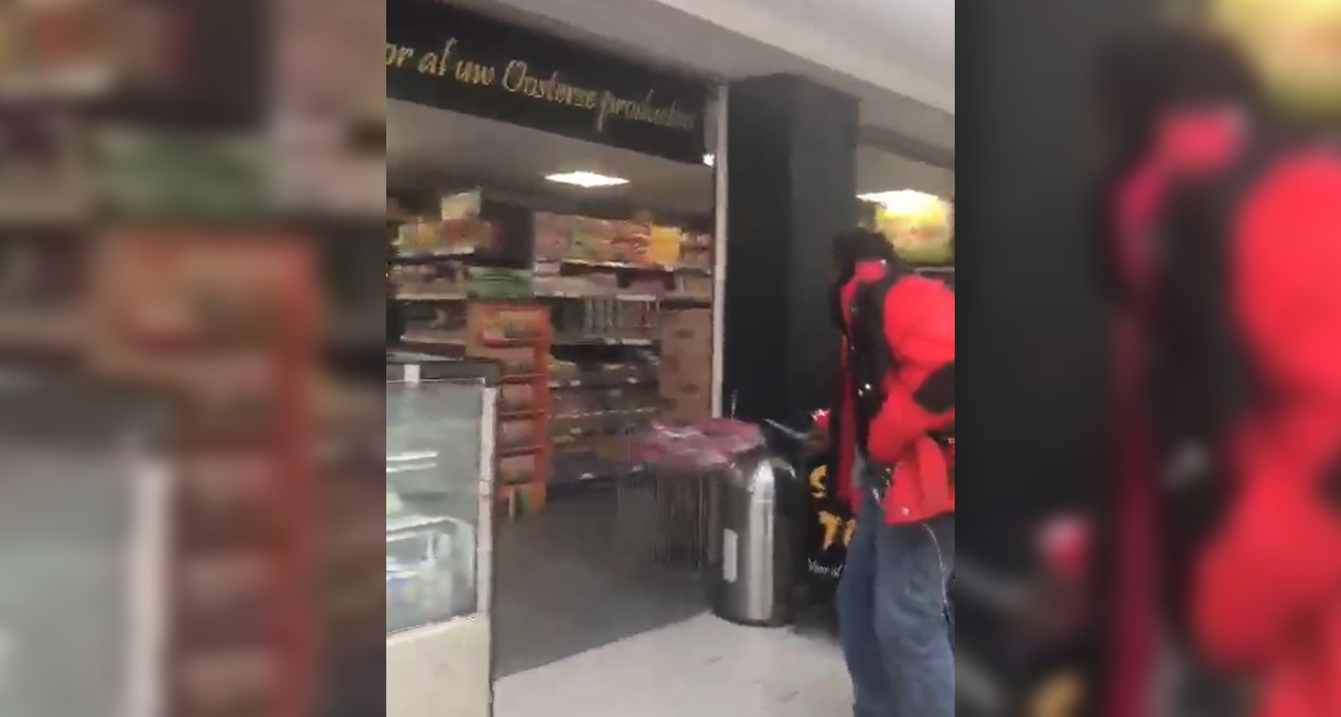 Man zwaait met mes in winkelcentrum Enschede: 'Nog één keer en dit gaat door je lichaam' 