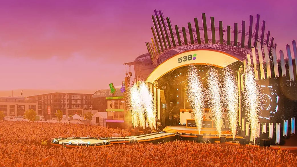 Met 10.000 mensen Koningsdag vieren? 538 Oranjedag wordt grootste fieldlab-event tot nu toe