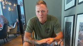 Ryan (34) vermist na afscheid op Schiphol, politie deelt foto