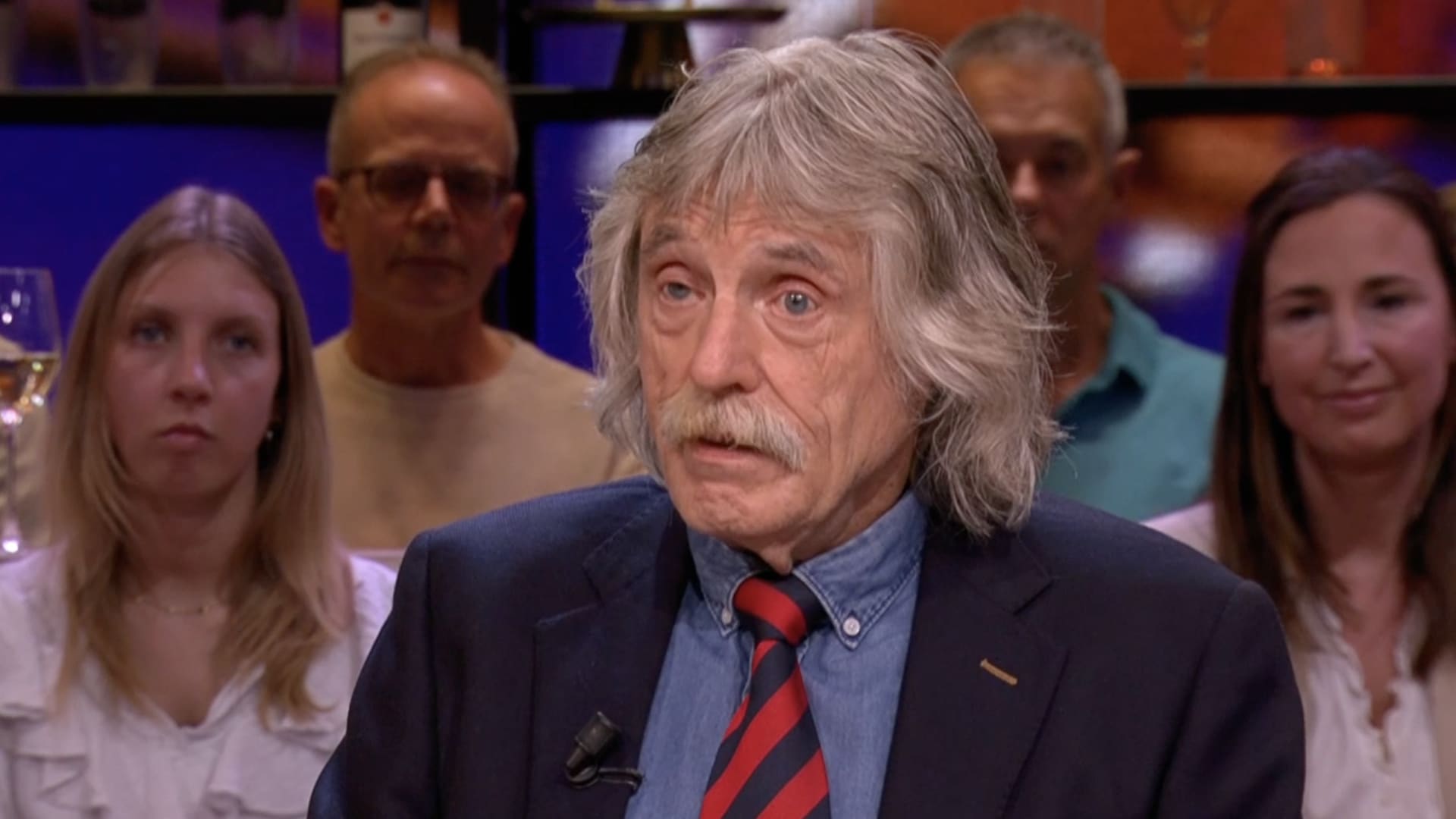 Johan Derksen vertelt waarom hij dinsdagavond afwezig was bij Vandaag Inside