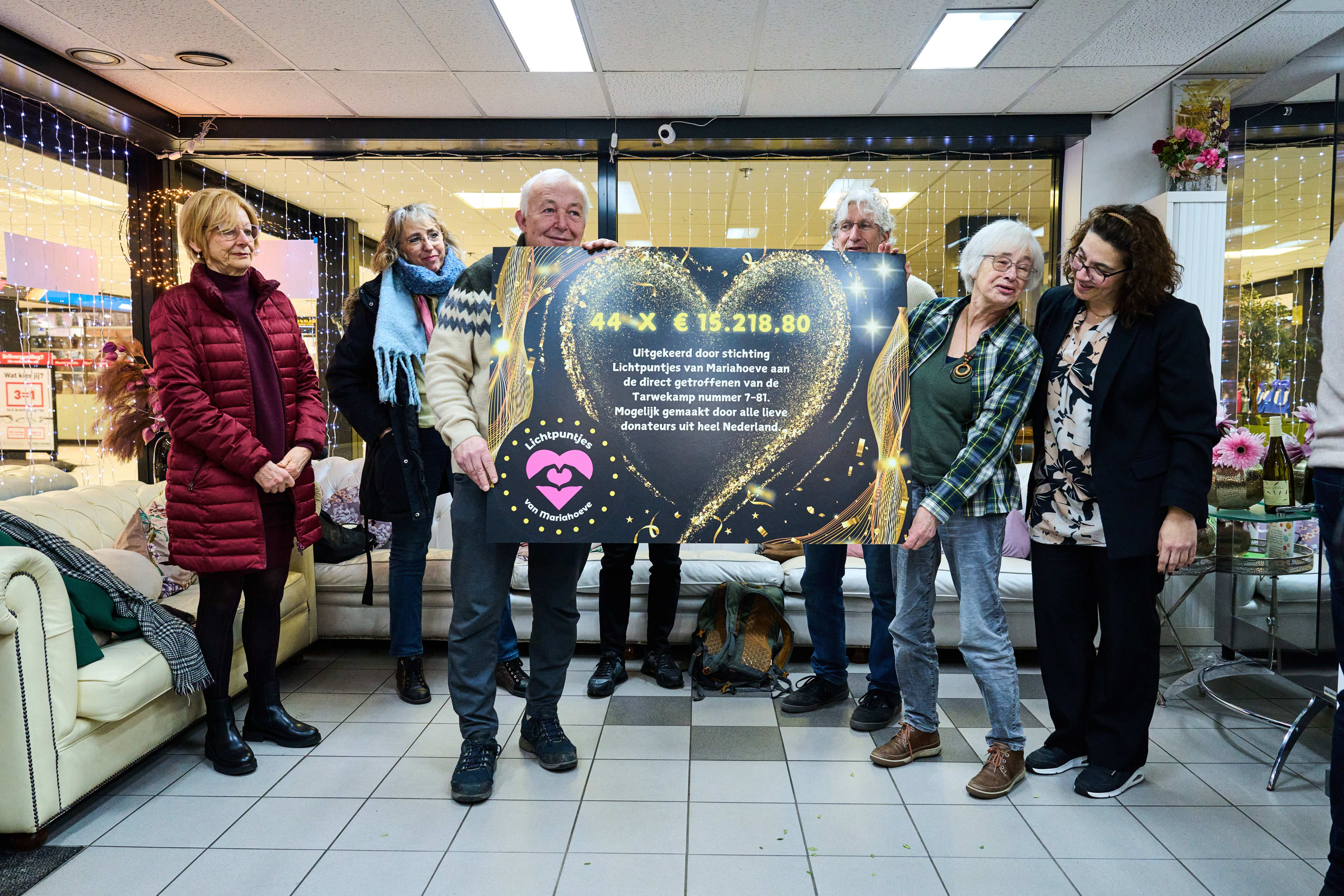 Niet 43, maar 44 gedupeerden Tarwekamp krijgen geld crowdfunding: 'Bedankt voor dit opstapje'