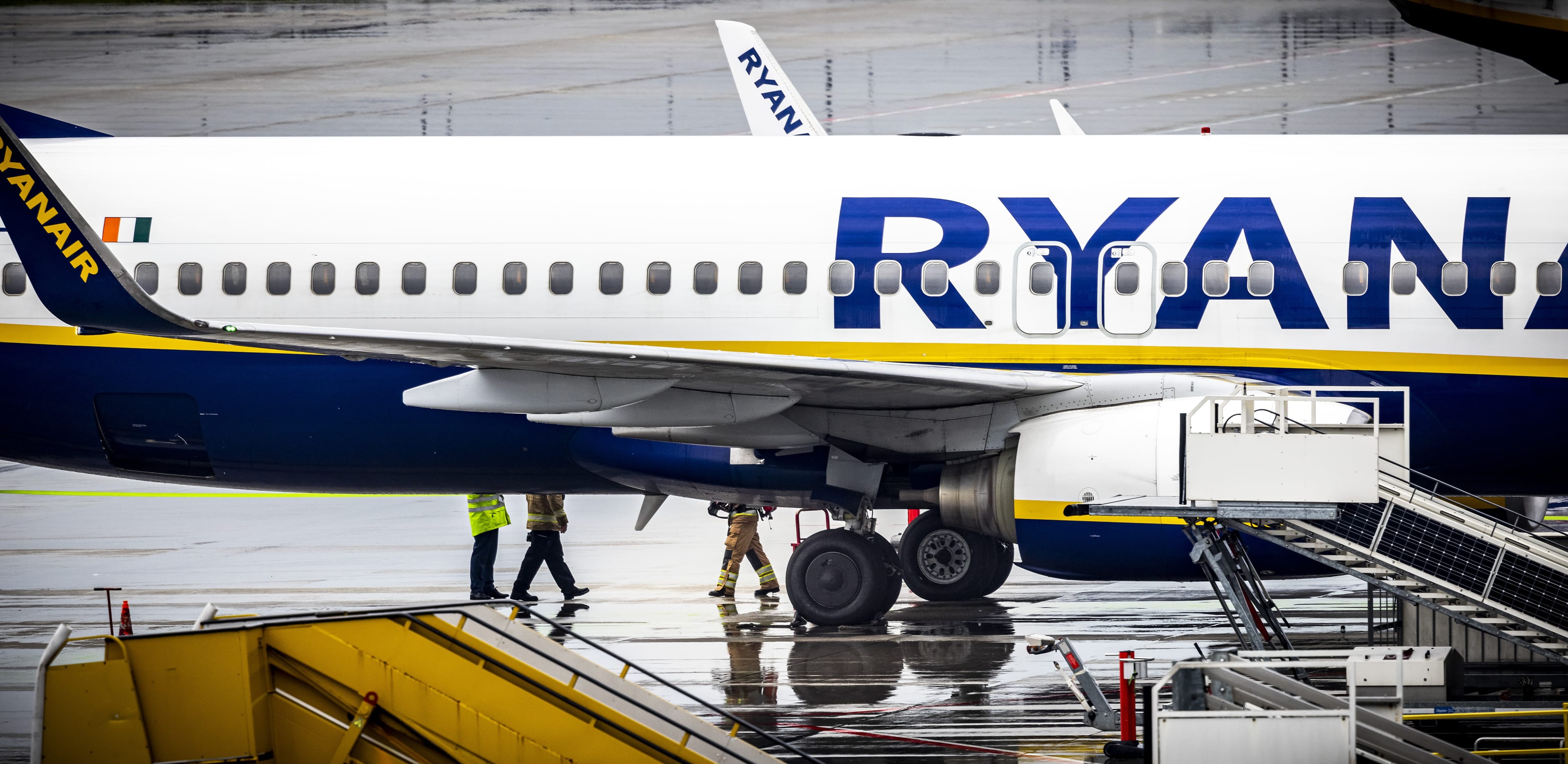 Vliegtuig met 180 passagiers krijgt klapband tijdens landing in Eindhoven