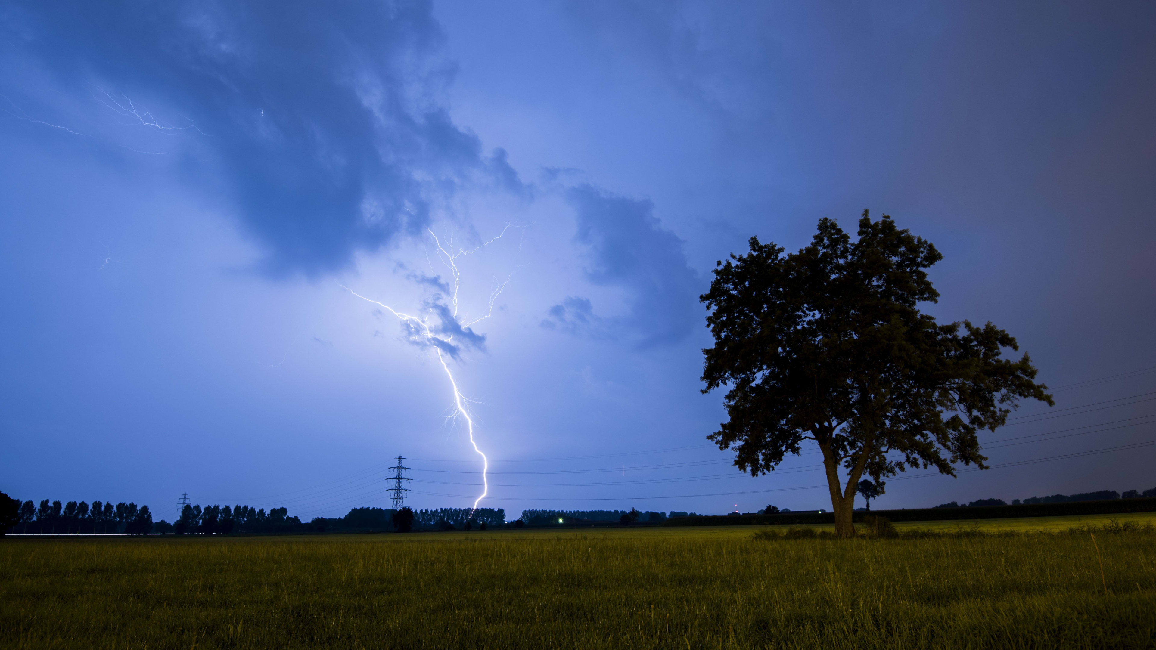 Zware onweersbuien op komst met hagel en 'intensieve' neerslag