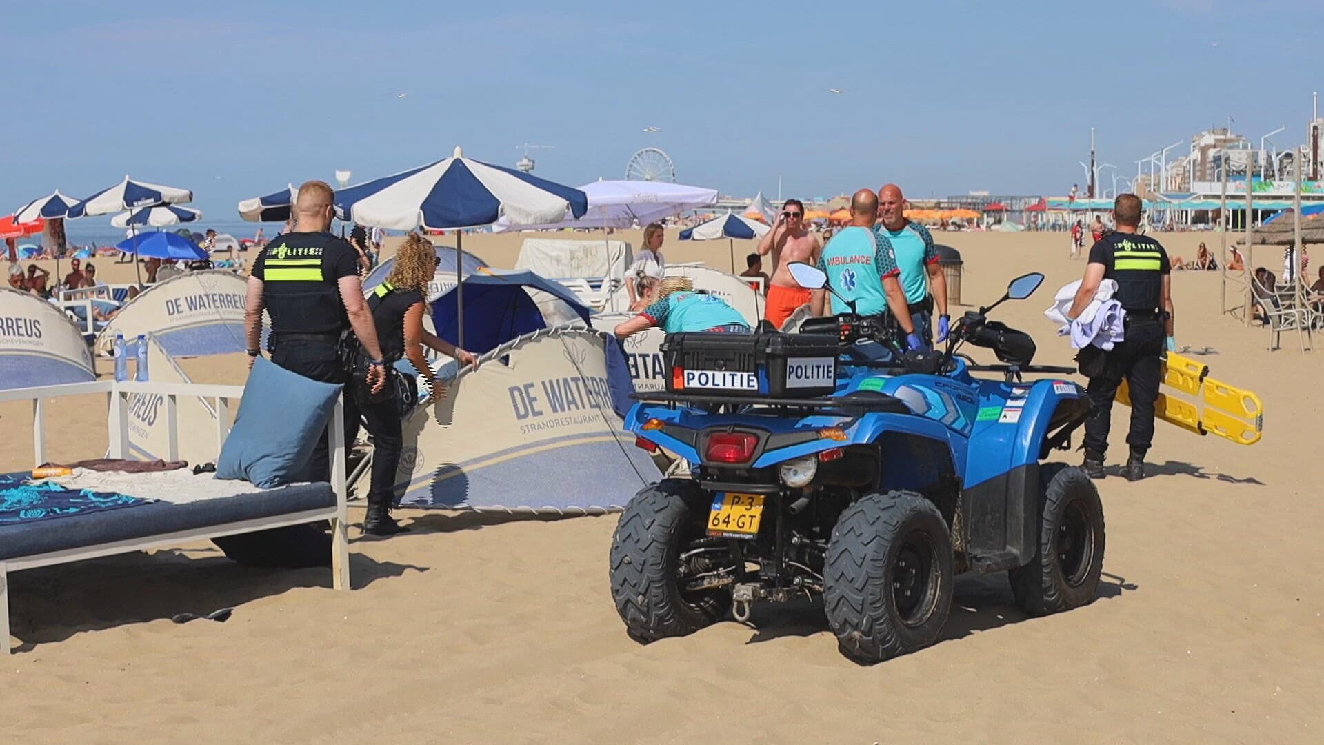 Overleden persoon gevonden op strandbedje in Scheveningen