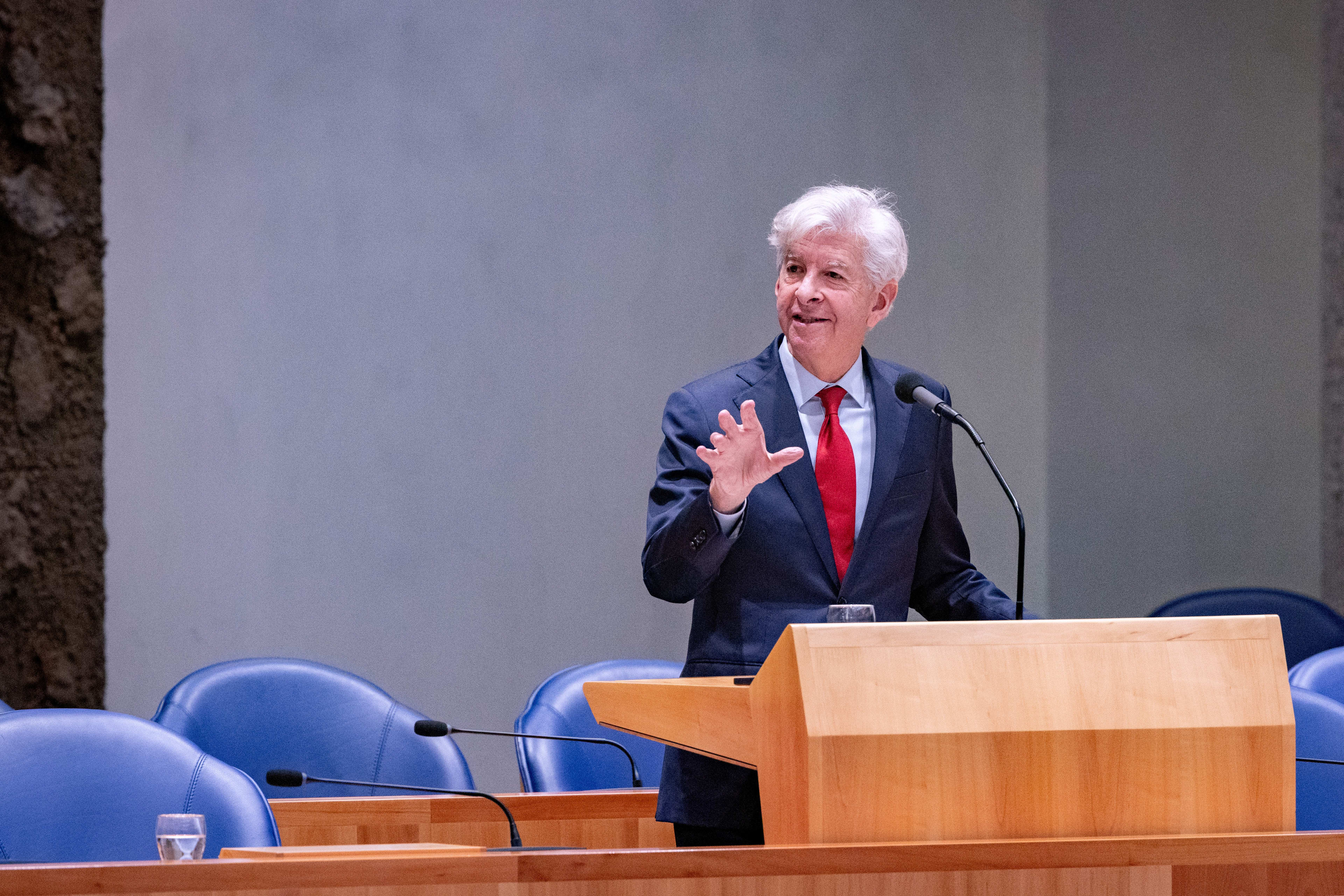 Van verkenner tot informateur: Plasterk mag door van Kamer