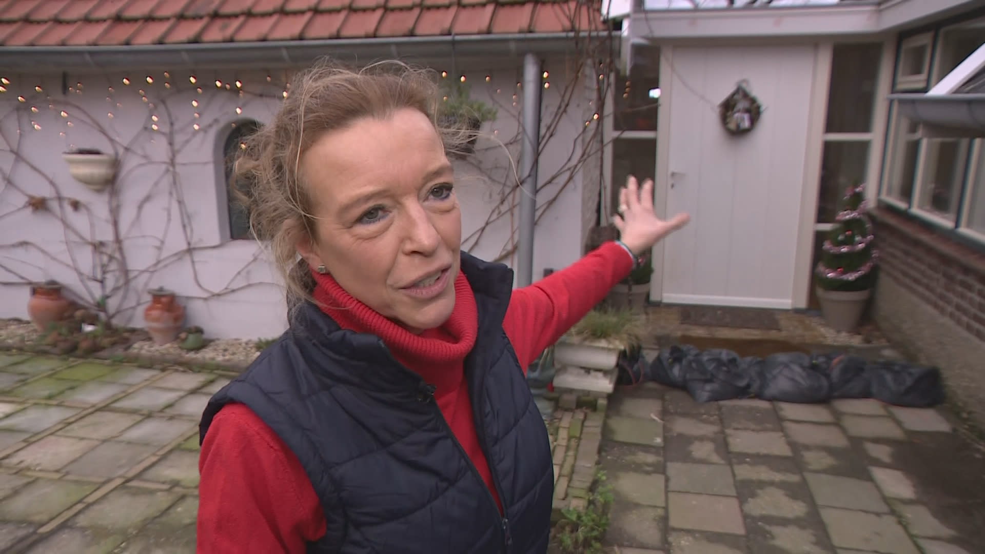 Helen's kerstavond viel letterlijk in het water: de grond is net een spons