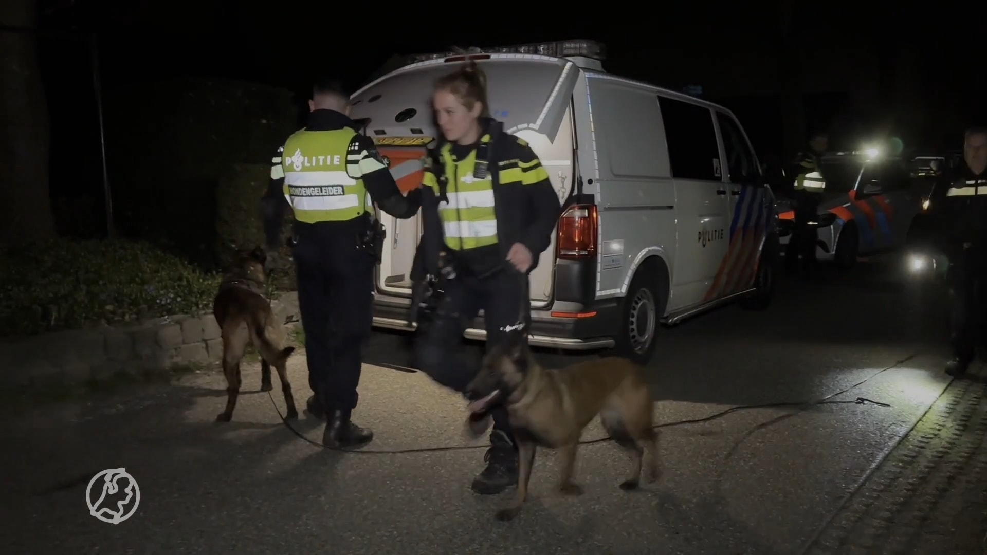 Twee mensen ernstig verwond nadat ze inbreker op heterdaad betrappen