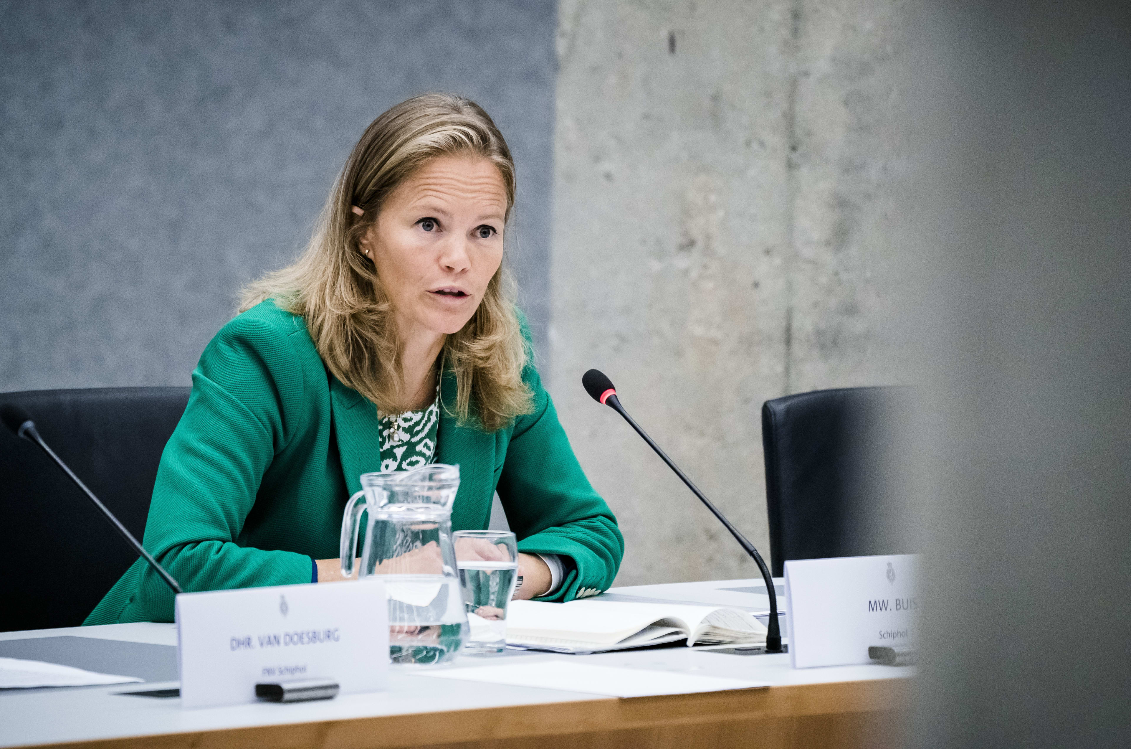 Weer vertrekt een topbestuurder bij Schiphol: directeur stopt om 'verschil van inzicht'