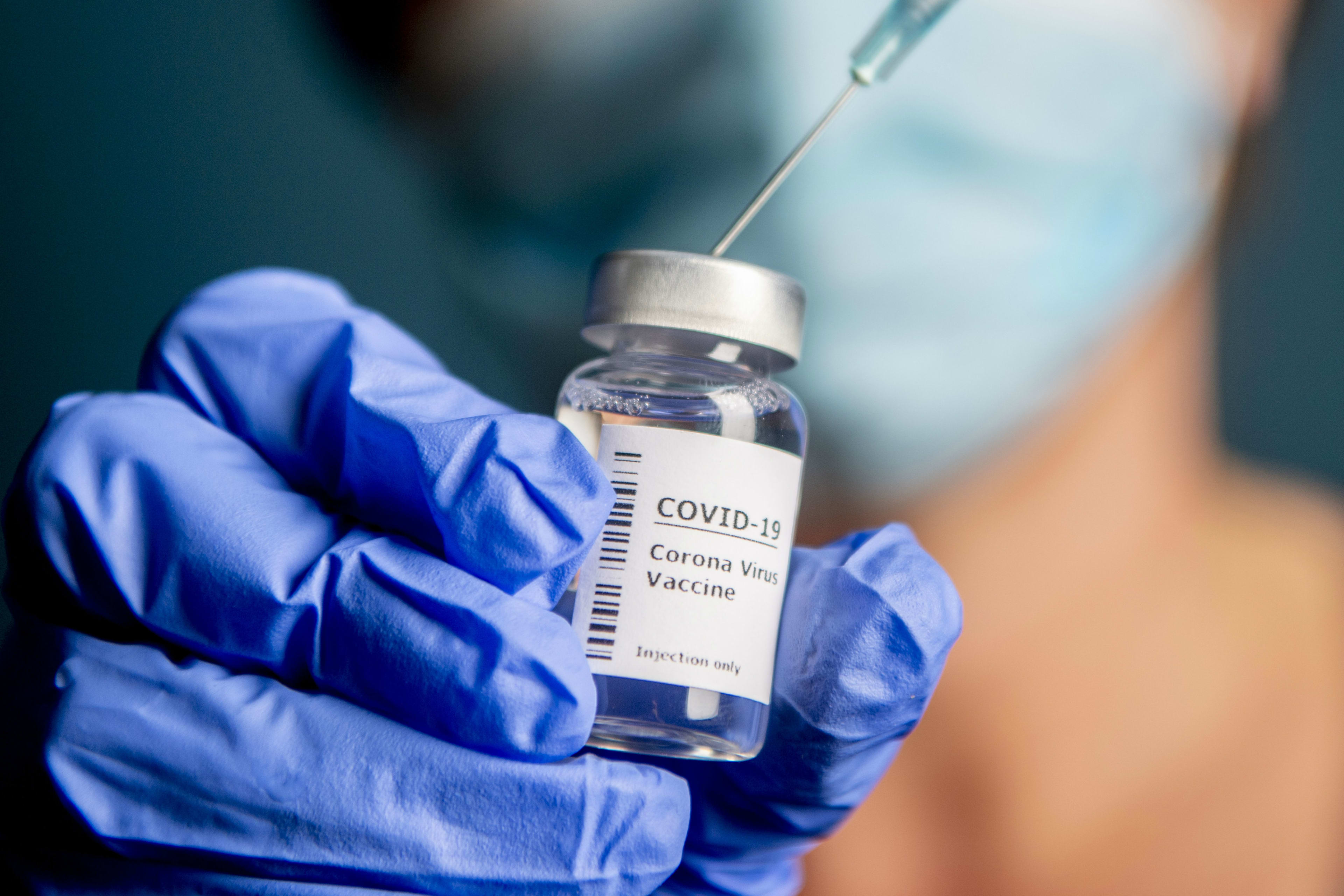 LIVEBLOG | 'Ernstige allergische reactie bij zorgmedewerker na vaccin'