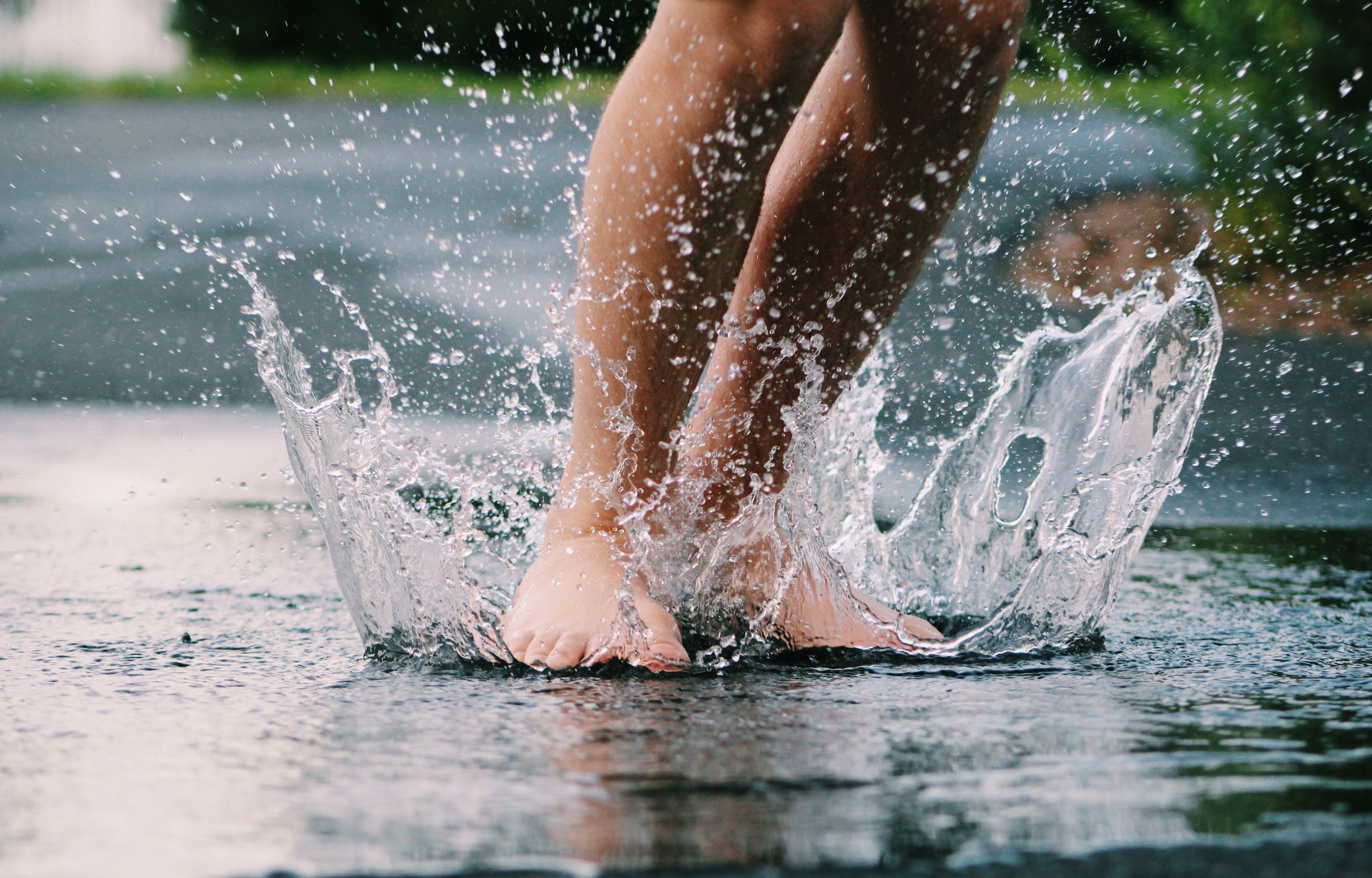 Waarom maakt de geur van een zomerse regenbui ons zo blij?