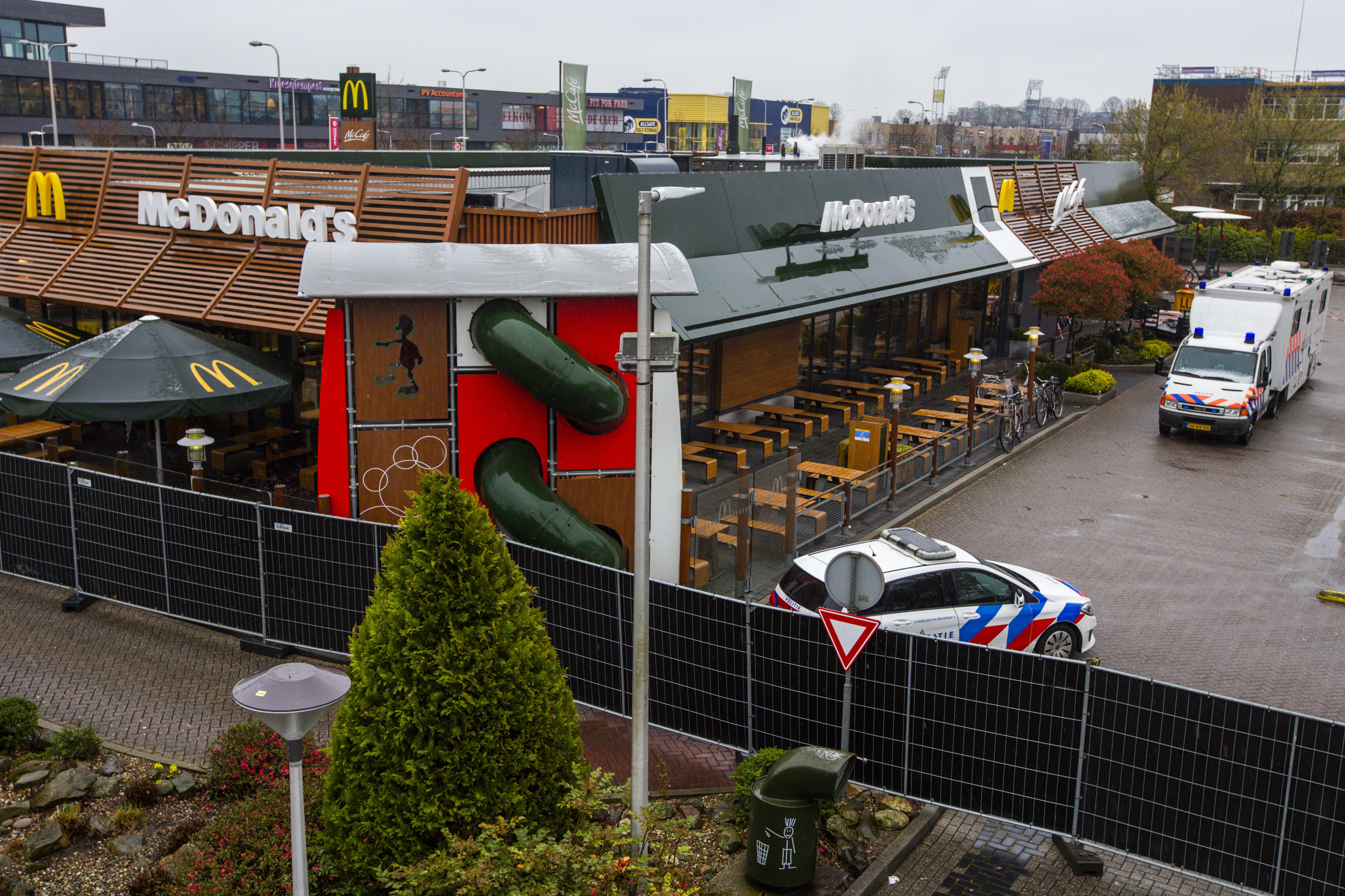 Dodelijke schietpartij McDonald's in Zwolle was 'gerichte actie', verdachte vast voor moord