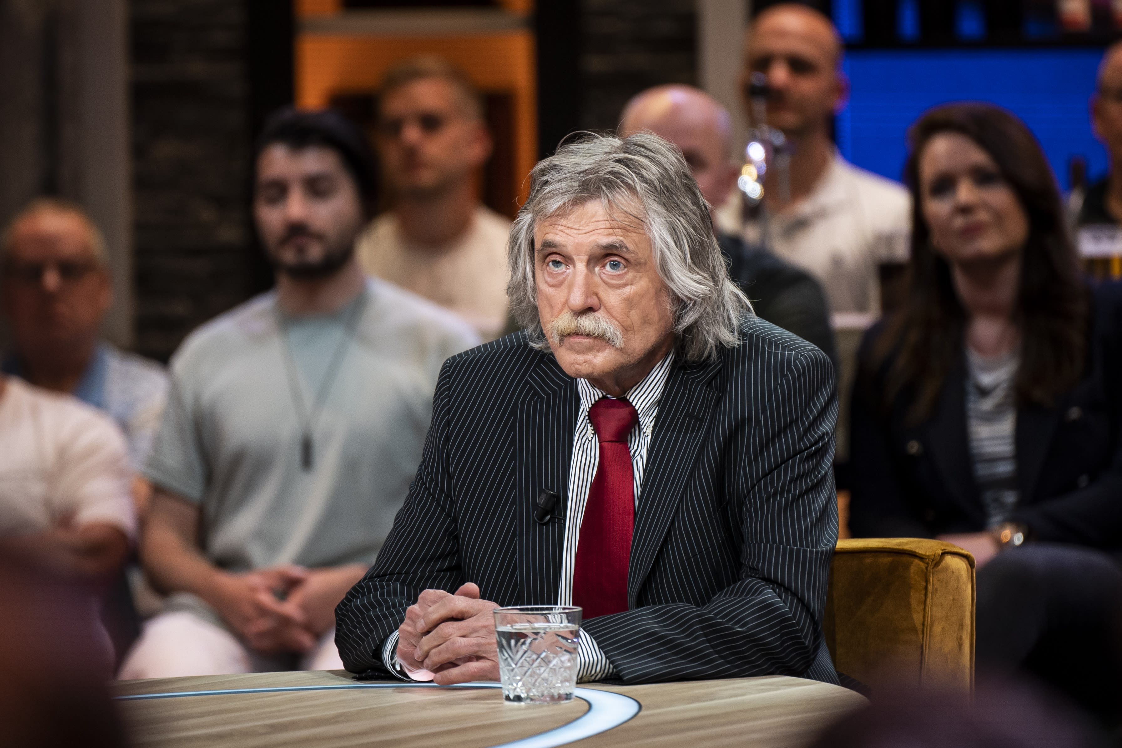 Johan Derksen weigert gedragscursus: 'Wat een gelul, joh'