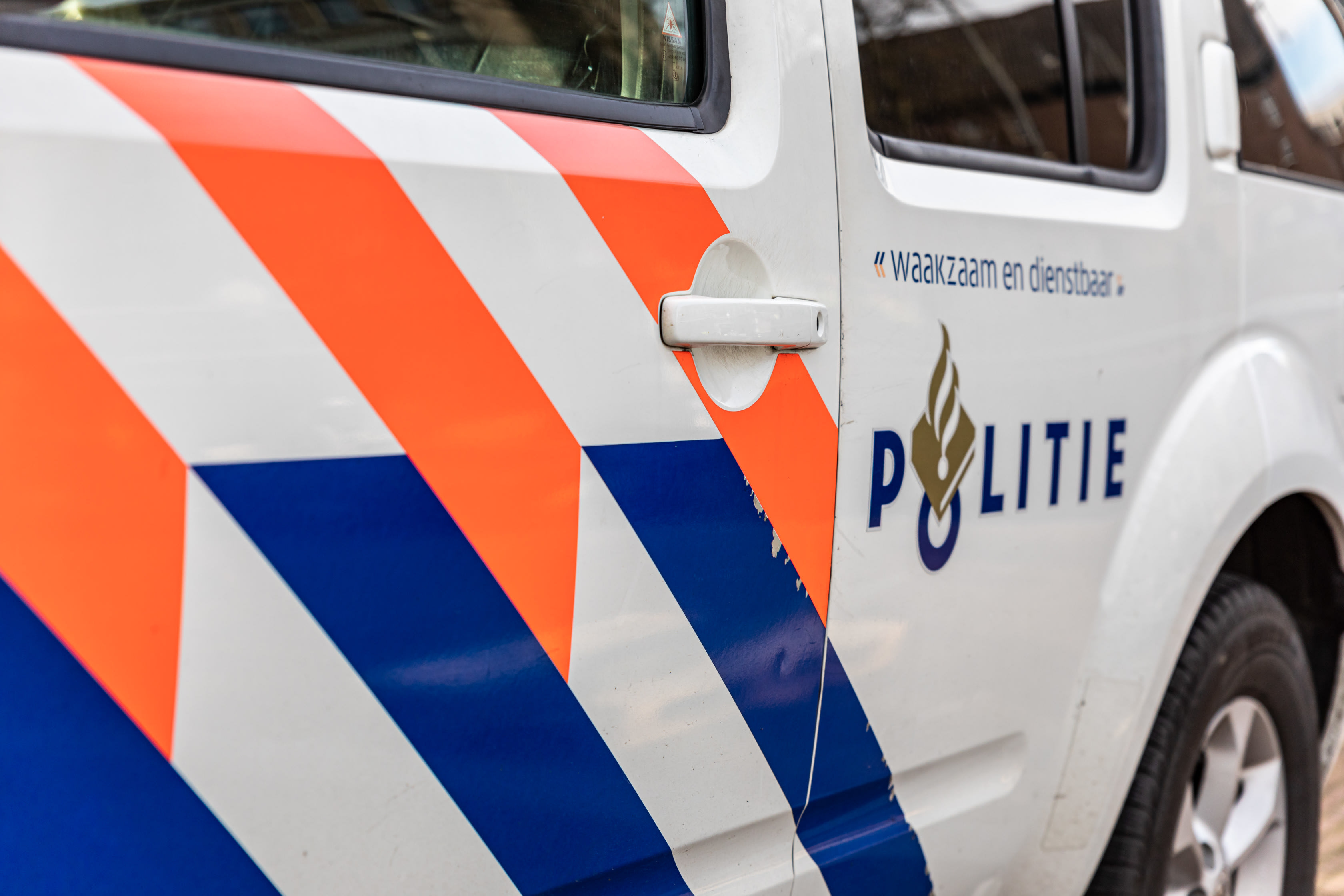 Aanhouding loopt volledig uit de hand: dief vlucht halfnaakt uit ziekenhuis