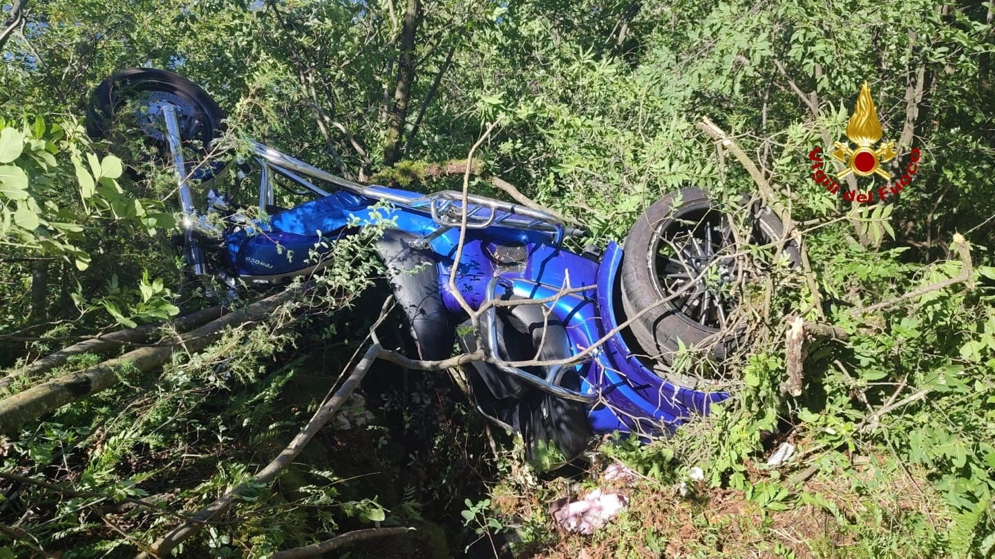 Nederlanders vallen met trike in Italiaans ravijn en raken zwaargewond