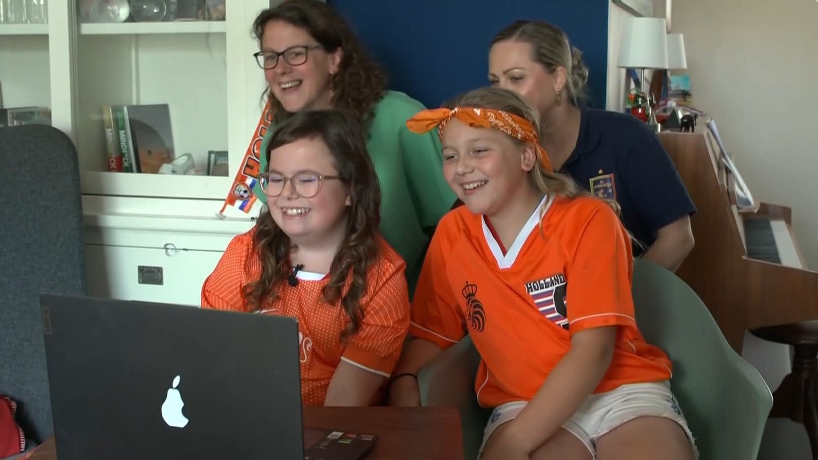 Zieke Emma kan op deze bijzondere manier Oranjeleeuwinnen volgen tijdens EK