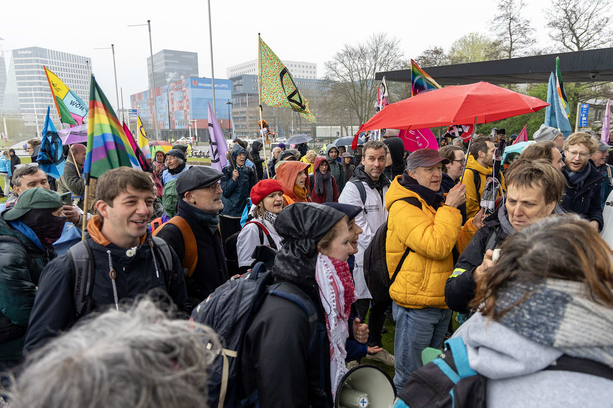 XR veroordeelt optreden politie: klimaatclub overweegt onaangekondigde snelwegblokkade