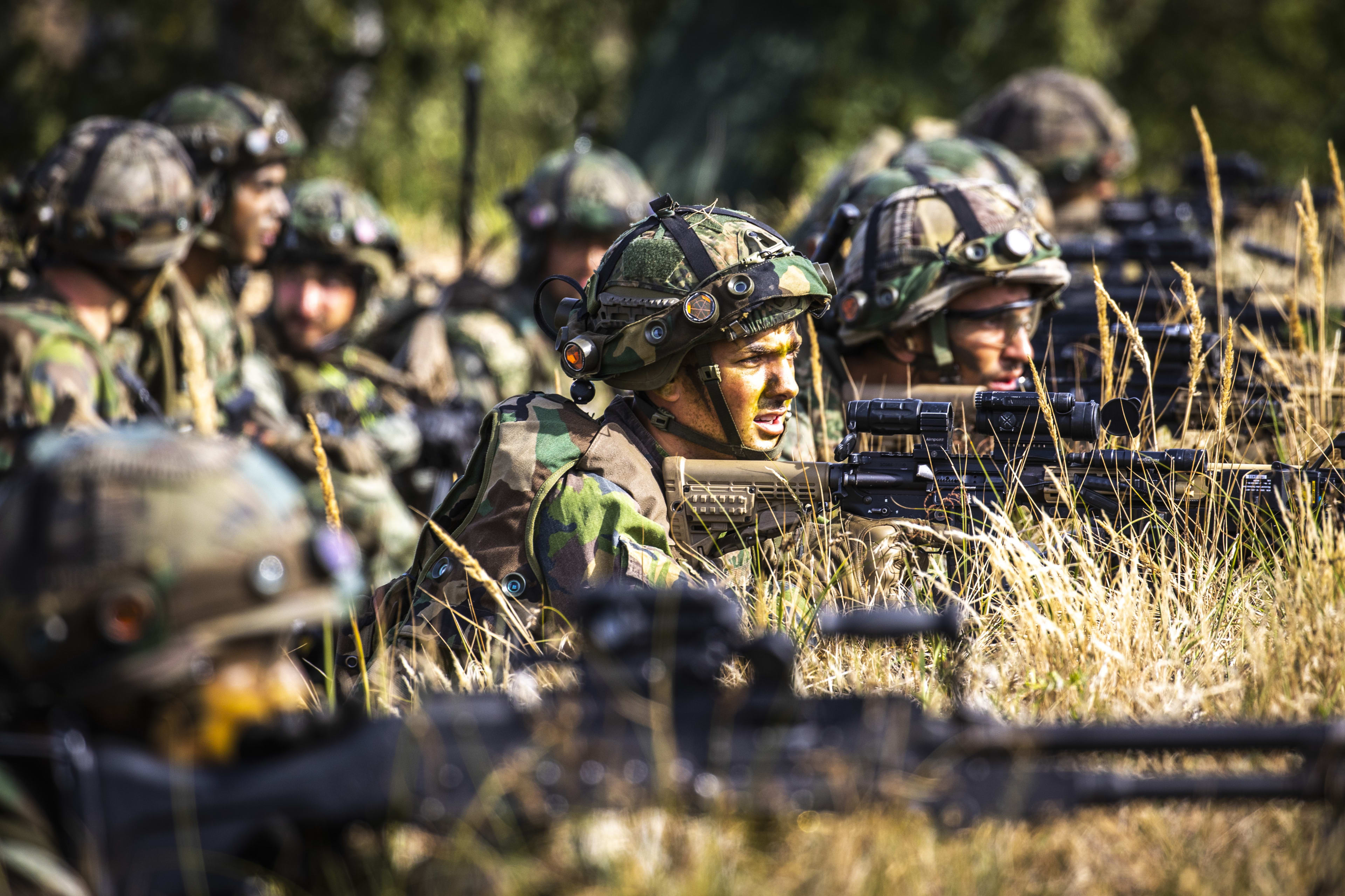 Defensie kijkt naar actieve dienstplicht in Nederland
