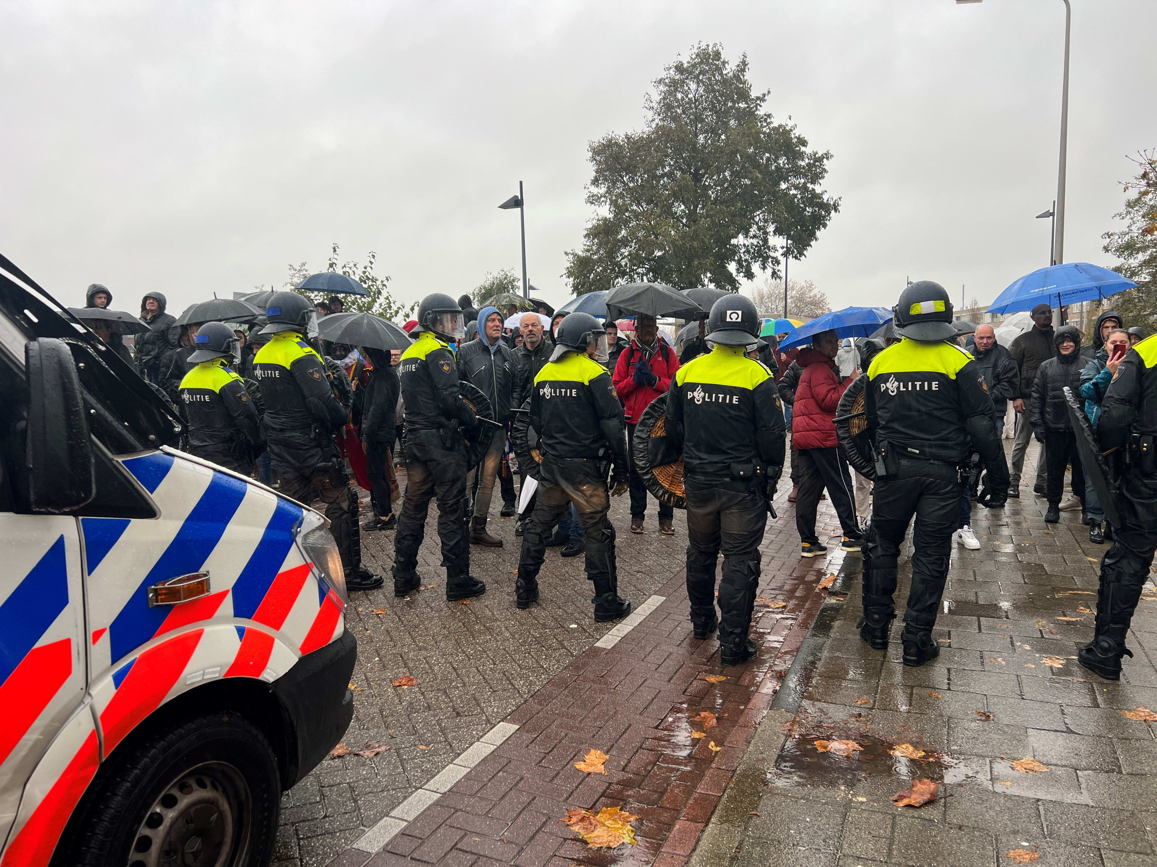 Negen aanhoudingen rondom sinterklaasintocht in De Lier