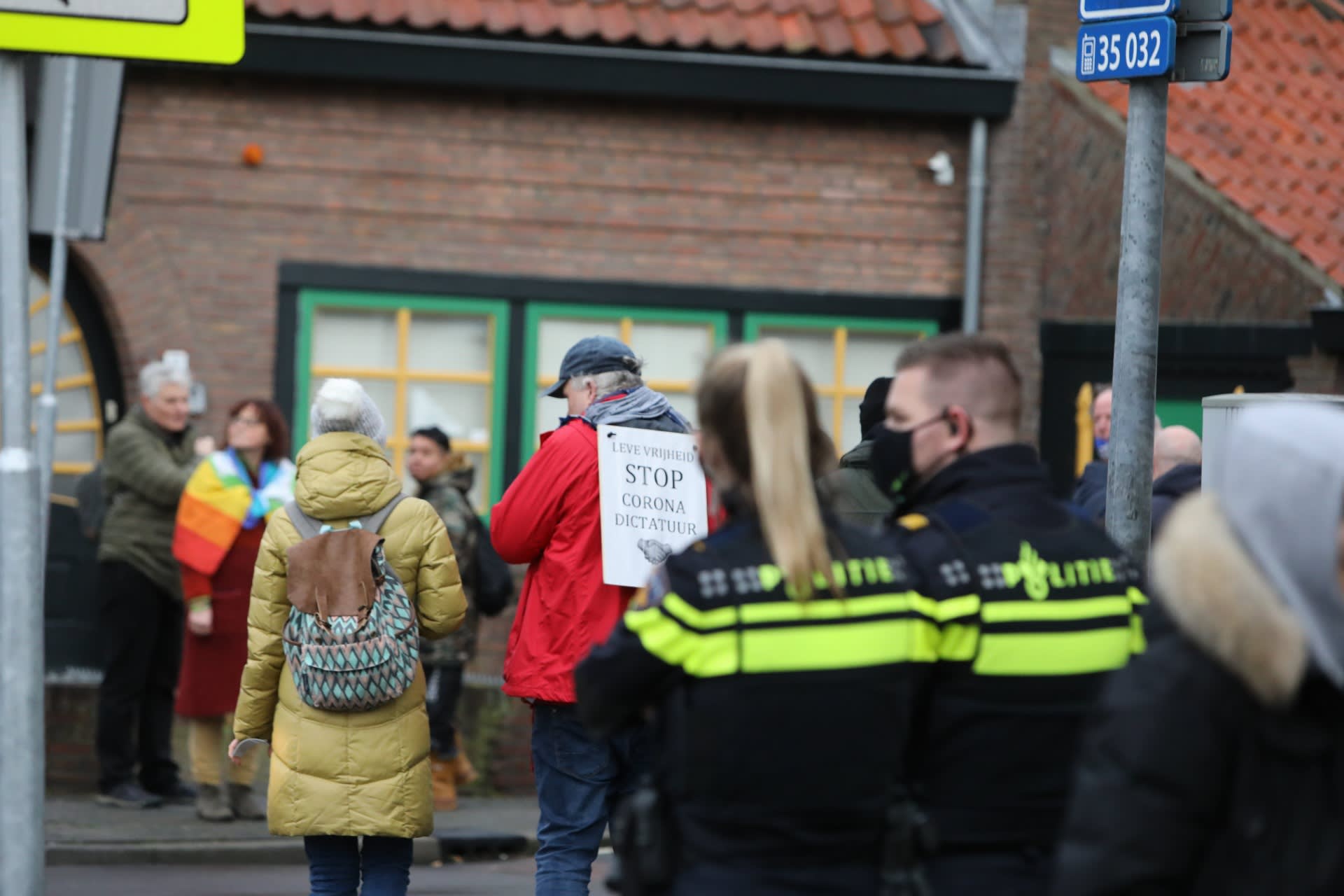 Ondanks verbod toch demonstratie tegen lockdown in Hilversum