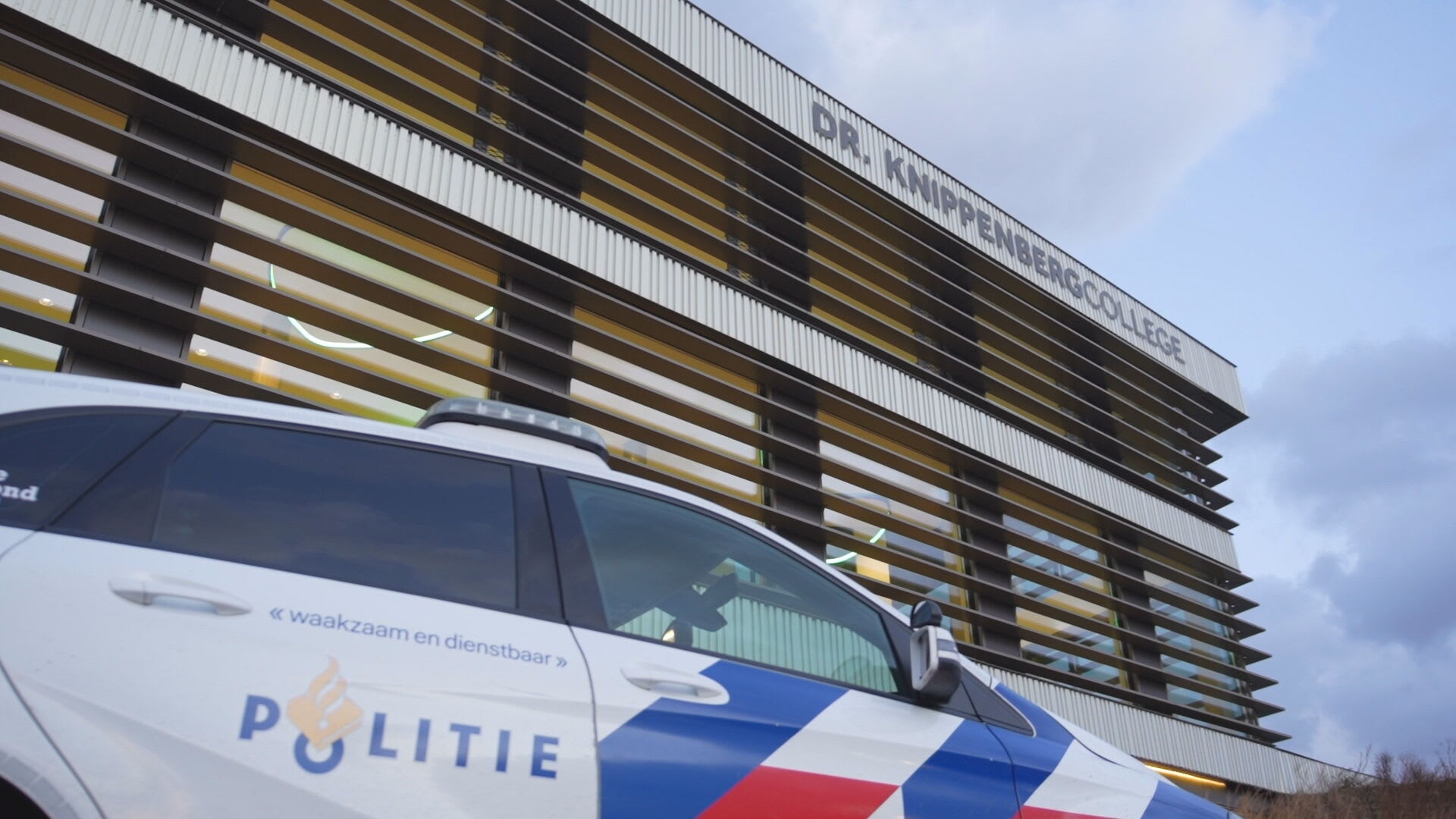 Jongen in been gestoken tijdens ruzie bij school in Helmond