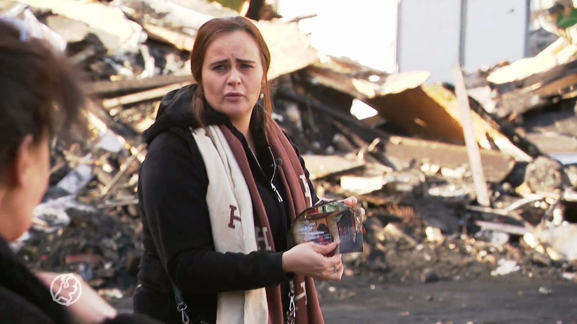 Woonwagen van Anneke is afgebrand: 'Maar een verzekering maken ze onmogelijk'