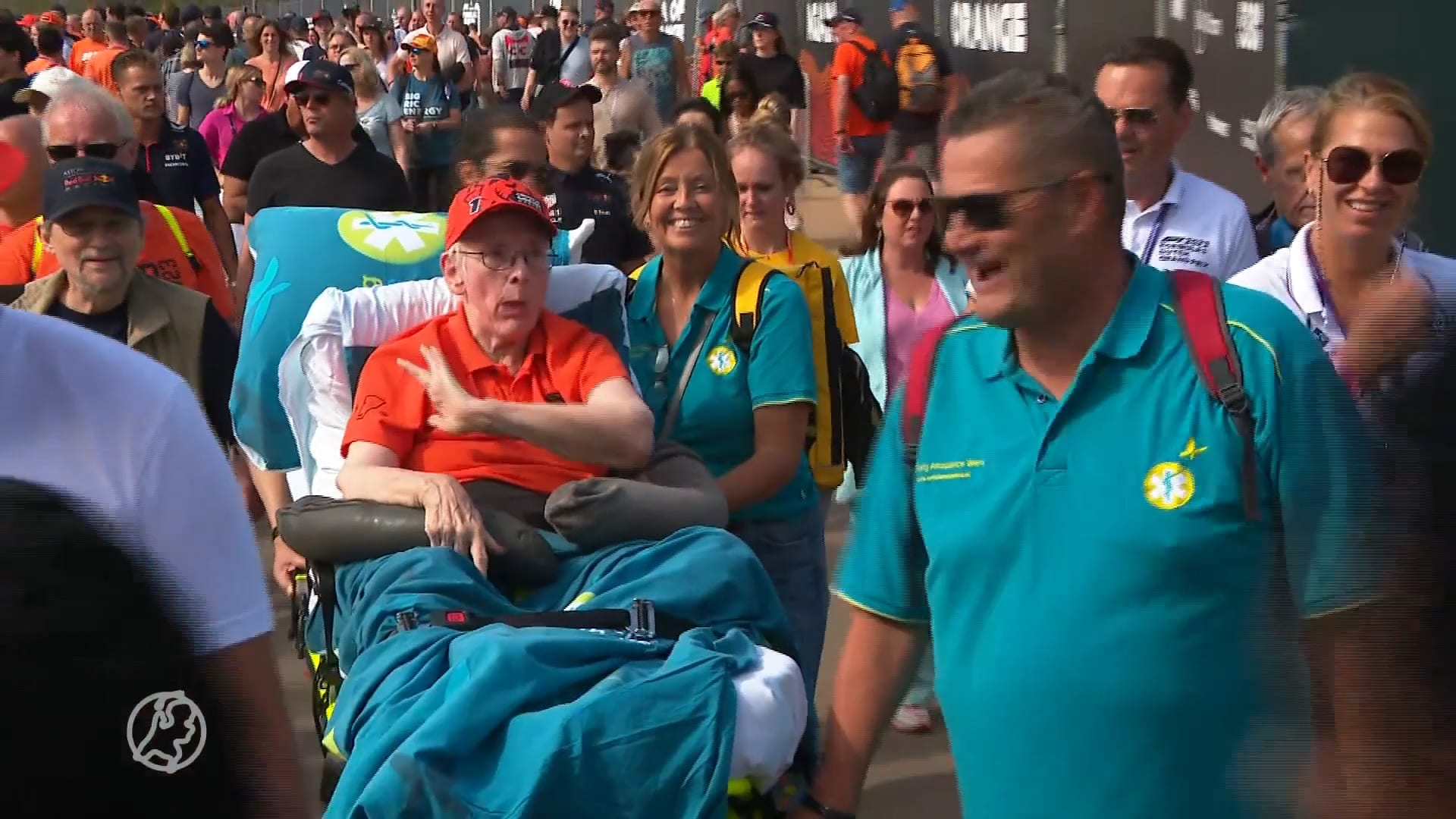 Wens van terminale Anke gaat in vervulling op circuit Zandvoort: 'Het is één groot feest'