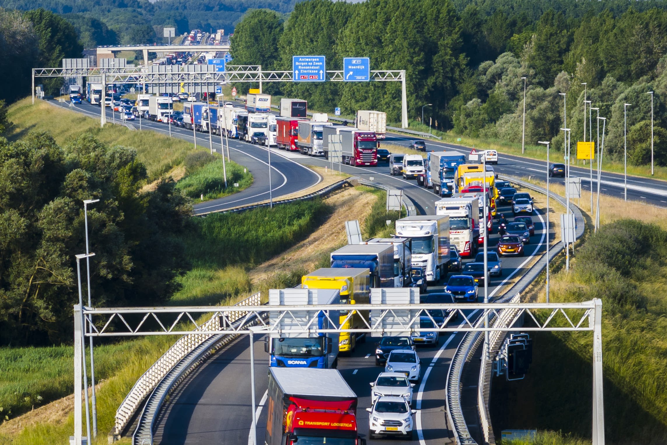 EU-landen willen voorlopig geen nieuwe regels tegen vervuiling van auto's