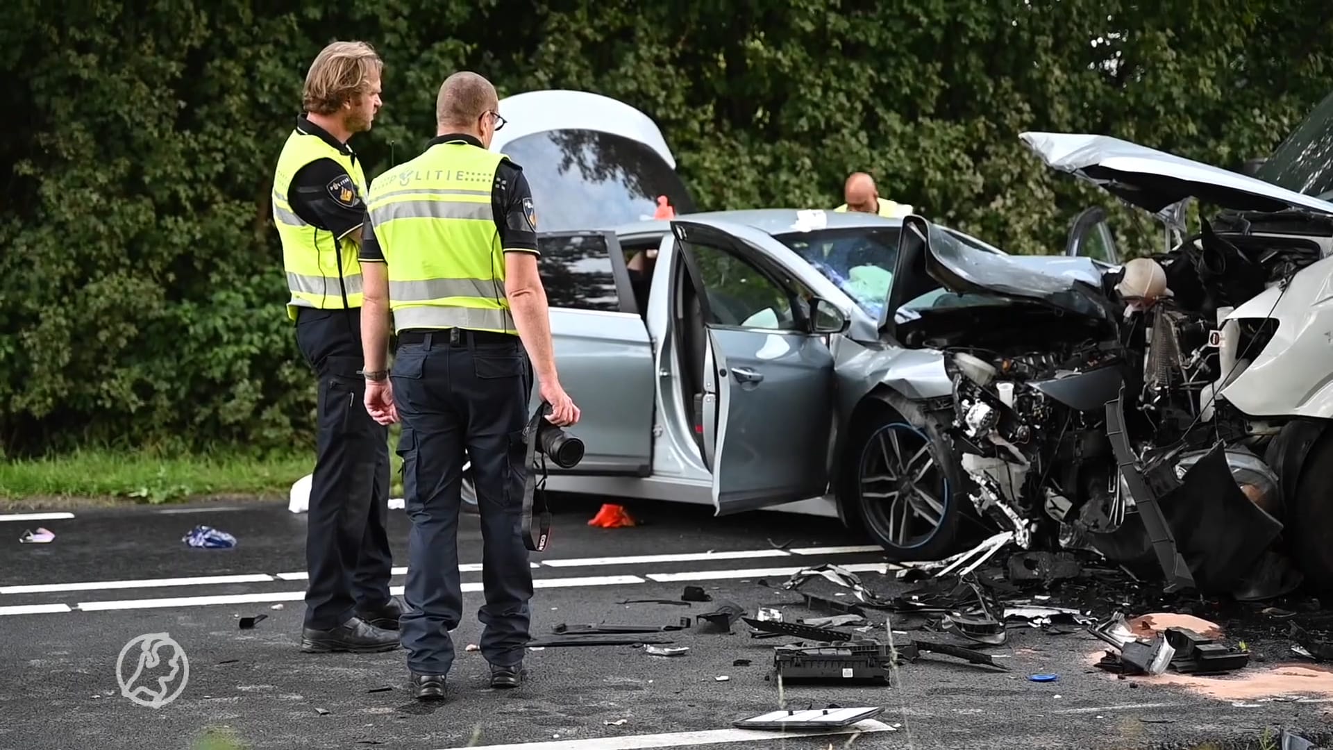 Drie kinderen en twee volwassenen gewond bij ongeval Aarlanderveen