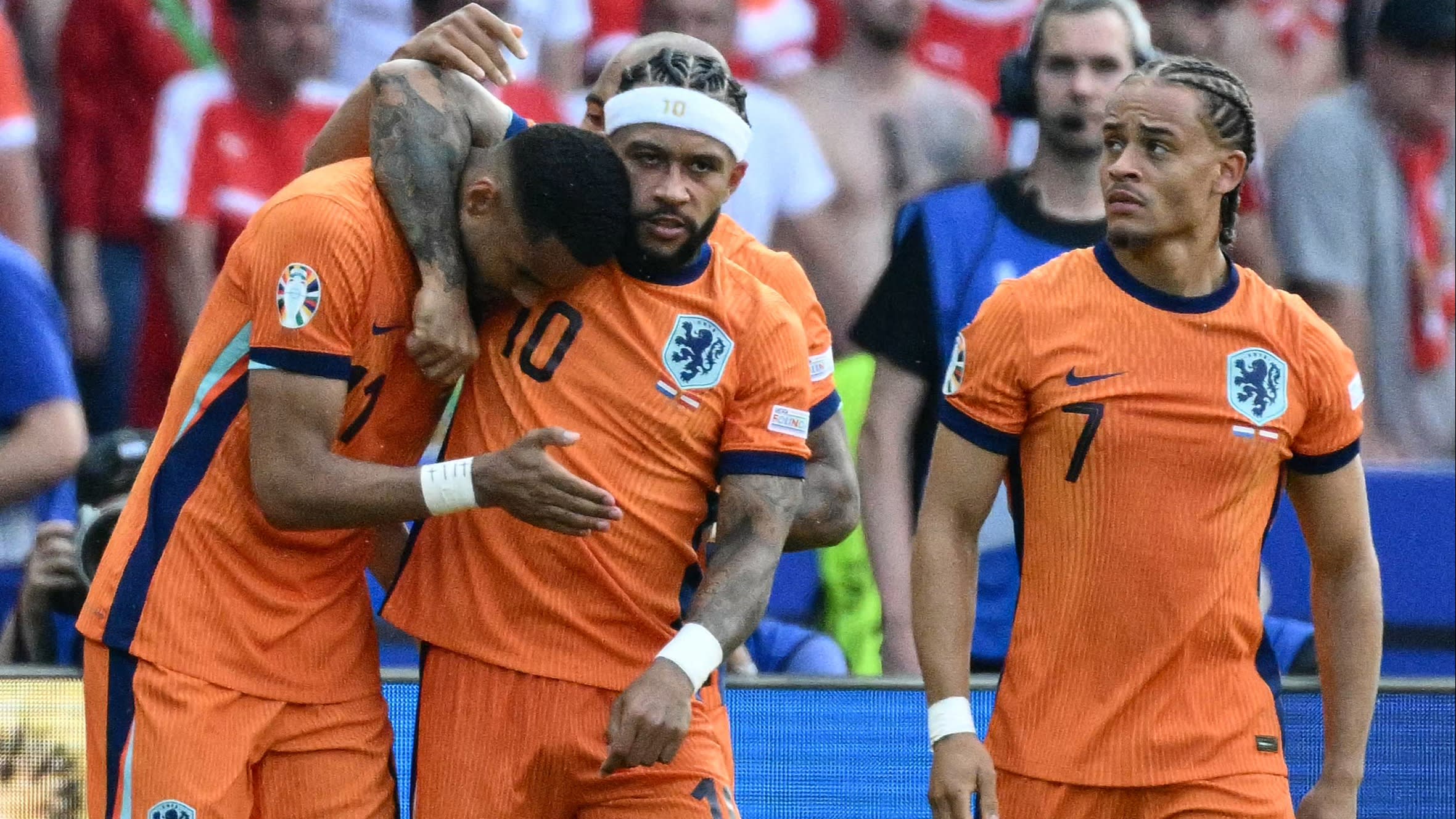 Oranje met 3-2 ten onder tegen Oostenrijk, wacht zware tegenstander in achtste finale