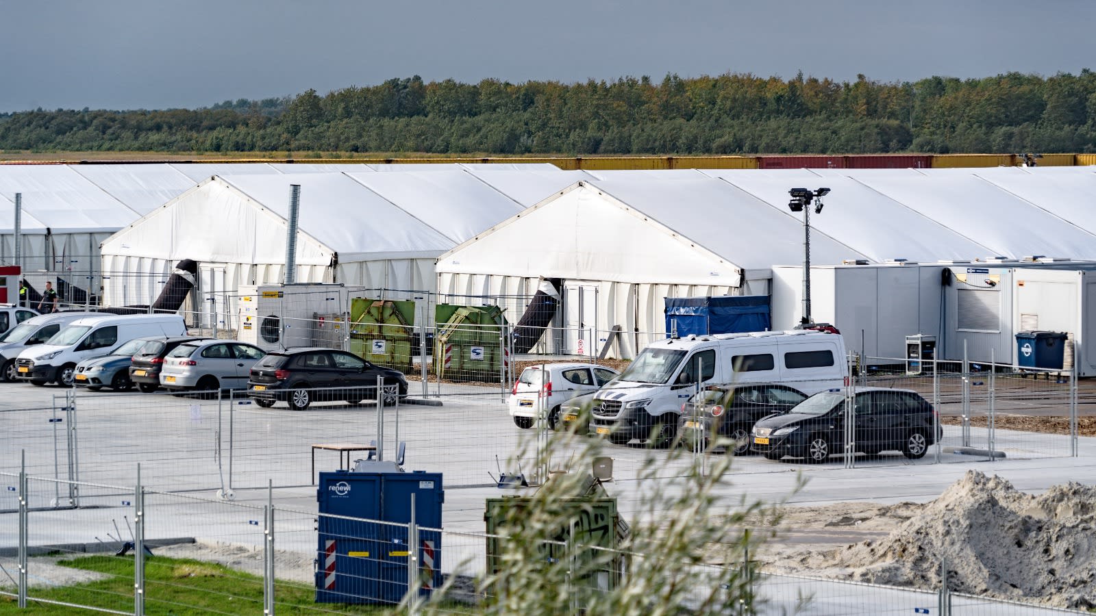 Maatregelen tegen overlastgevende asielzoekers bij noodopvanglocatie Zoutkamp