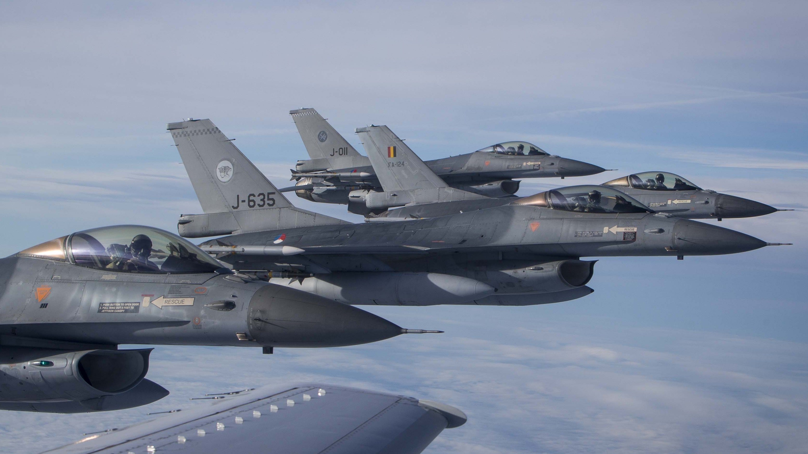 Russische bommenwerpers naderen Nederland, F-16's ingezet