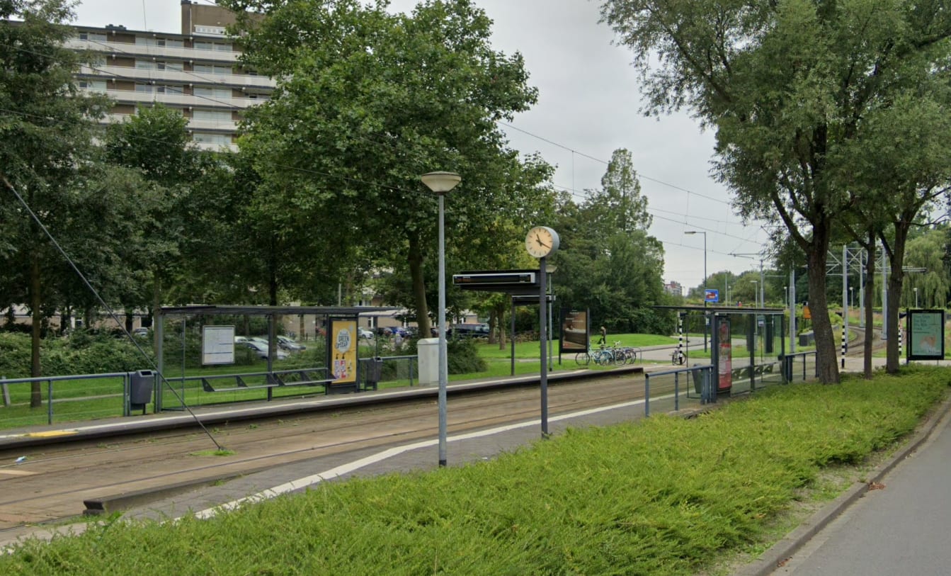 Trambestuurster (49) breekt neus na klappen van boze vrouw (22)