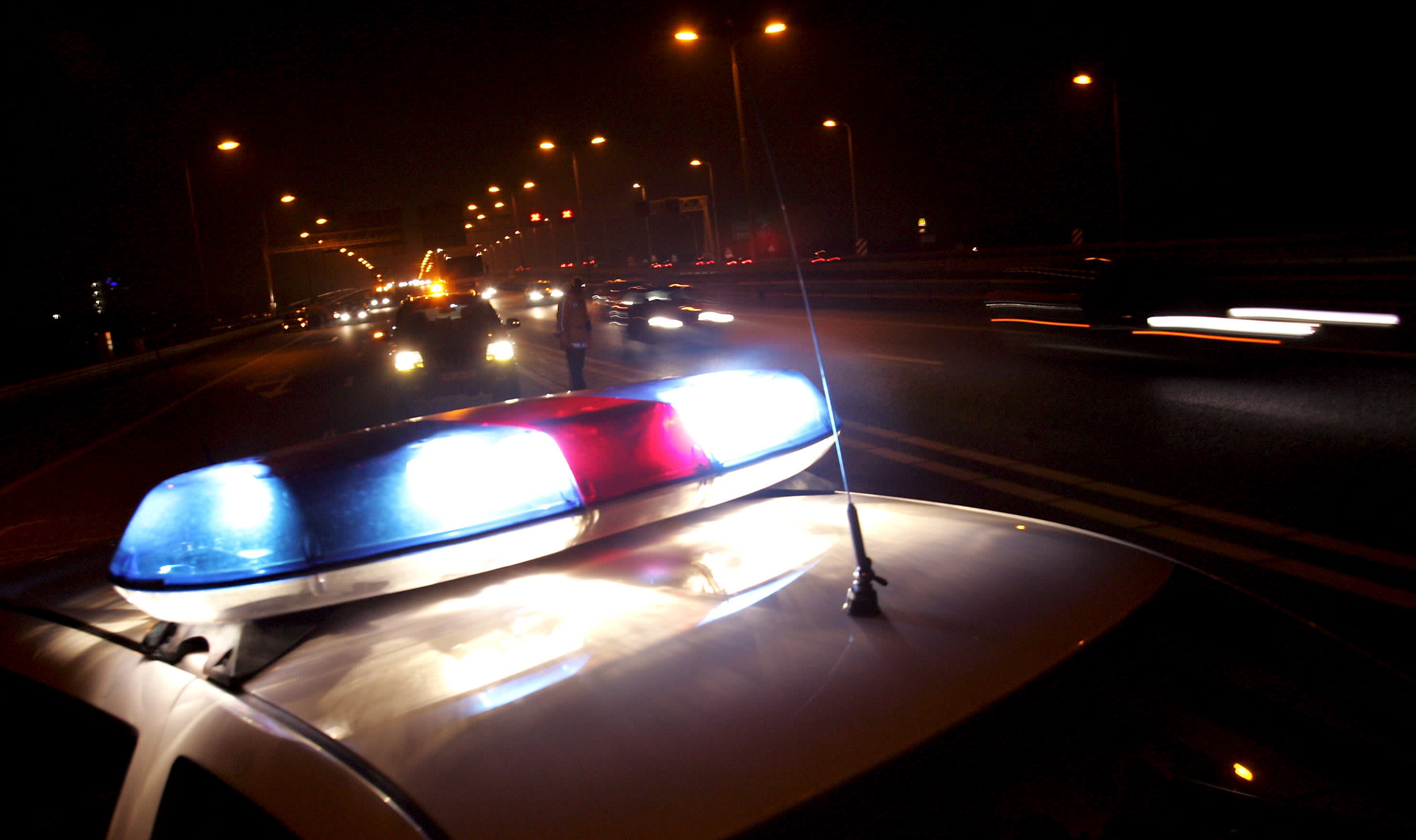 Taxi klemgereden op A59, passagier uit auto getrokken en meegenomen