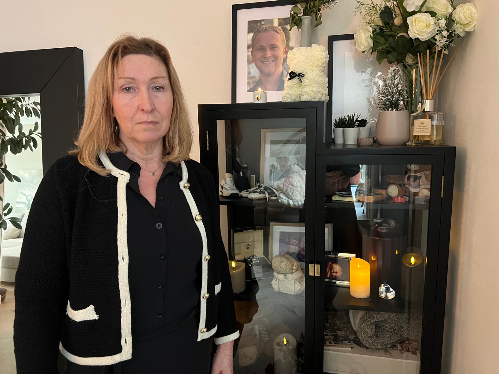 Moeder Nancy is gebroken: waarom ontloopt doodrijder van zoon Darren straf?