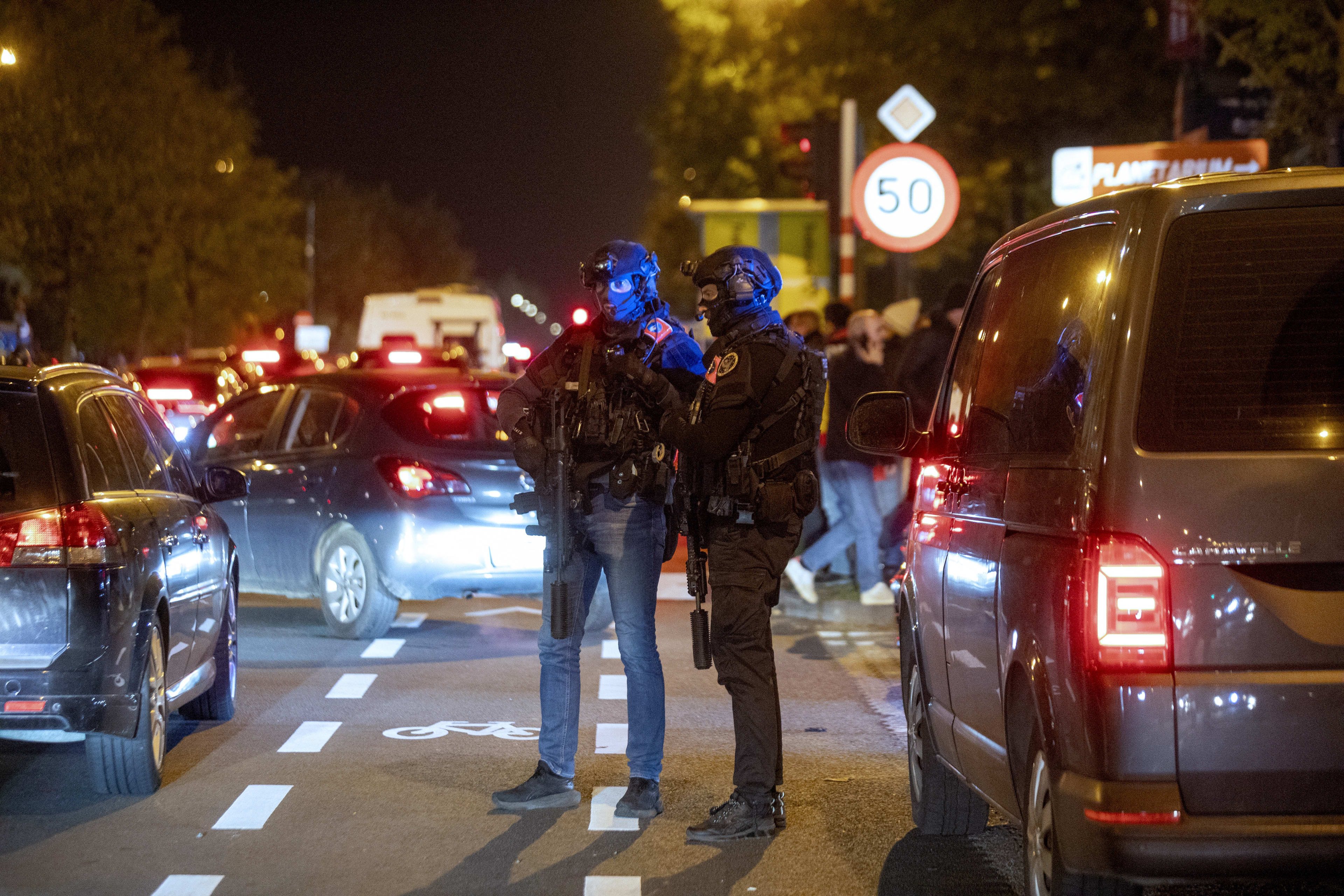 Schutter aanslag Brussel Abdesalem L. (45) overleden na schietpartij in café 