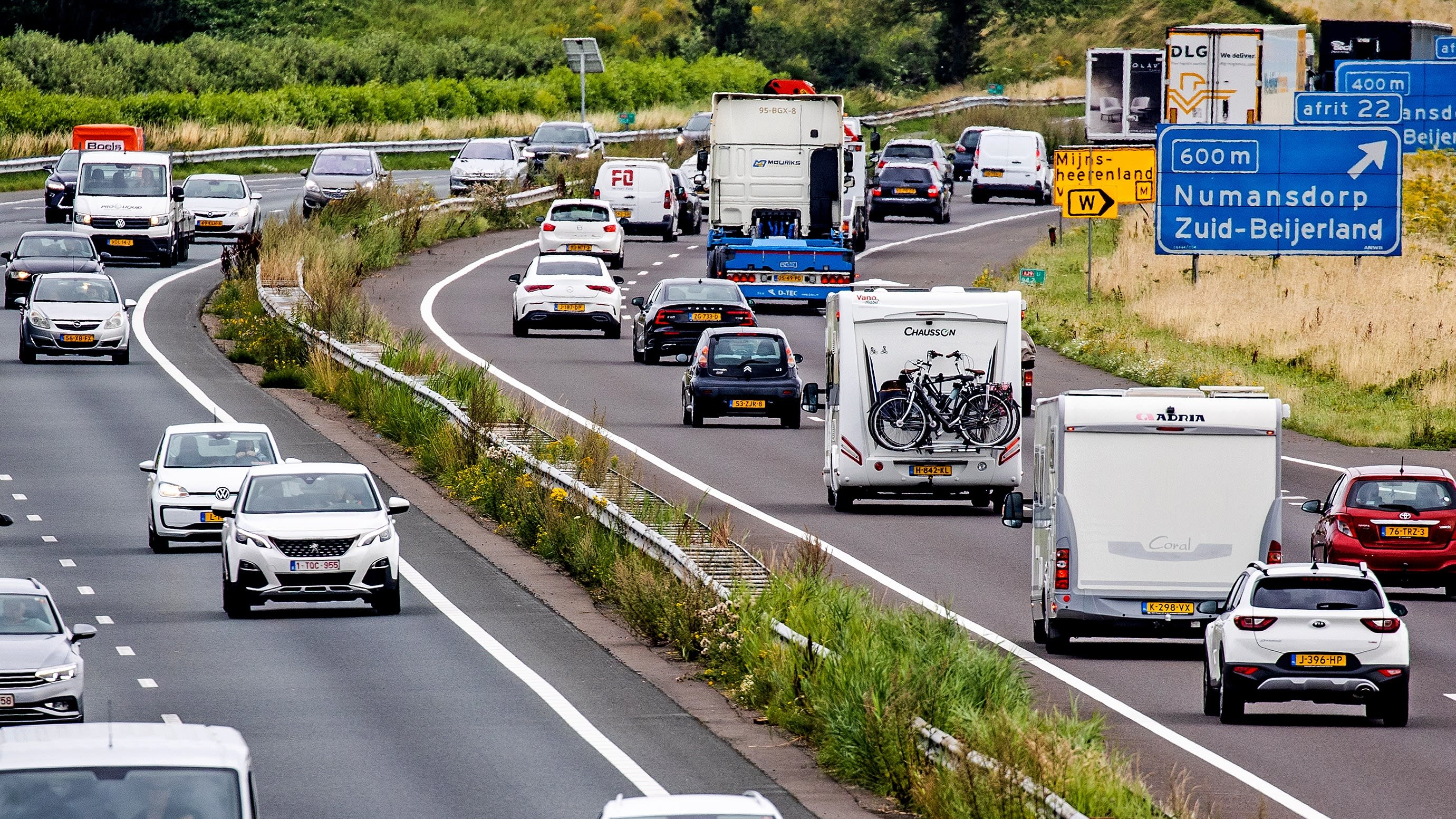 ANWB waarschuwt voor weekenddrukte door Duitsers en zomers weer