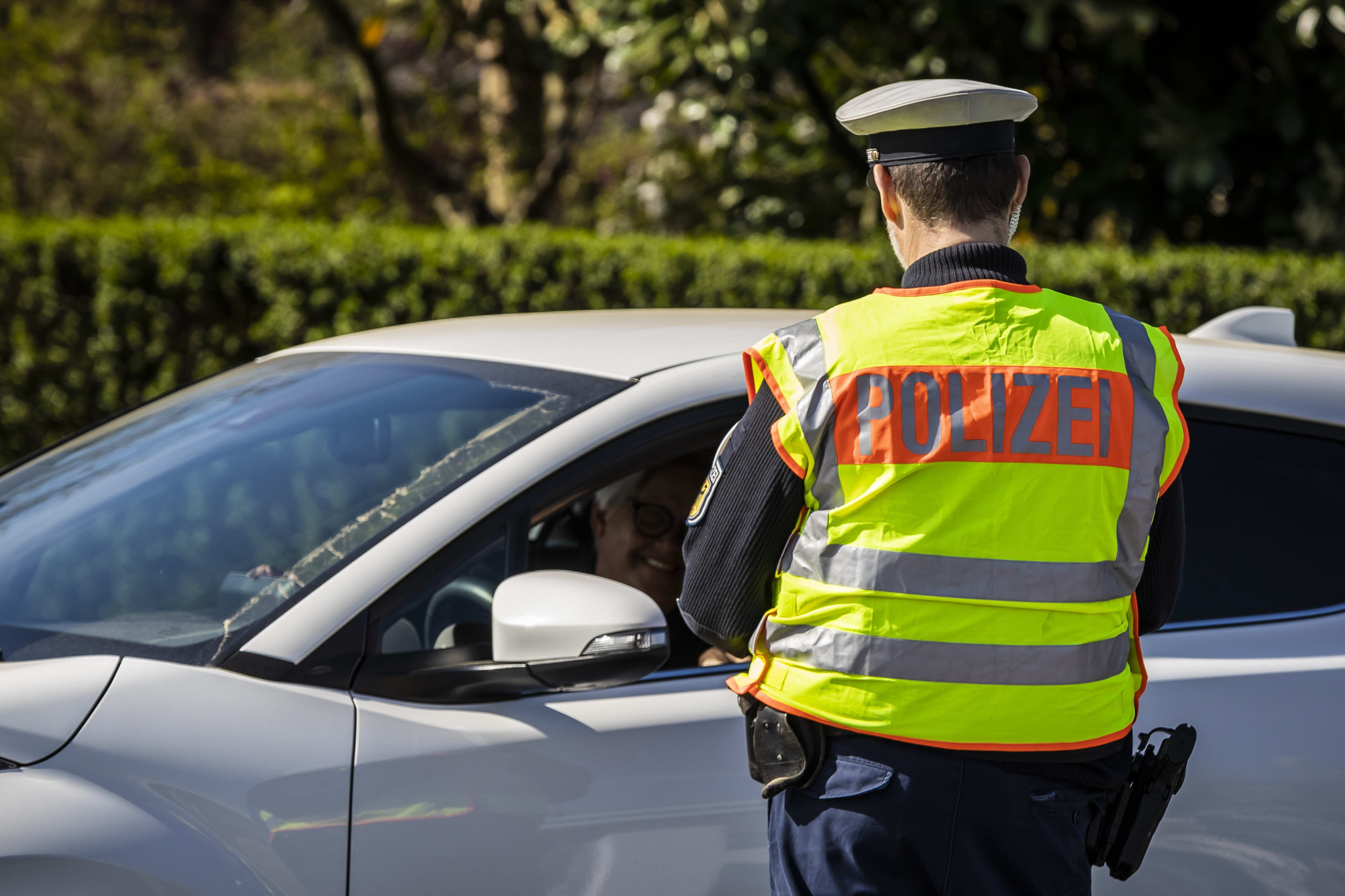 Naar het EK in Duitsland? Houd rekening met vertraging aan de grens