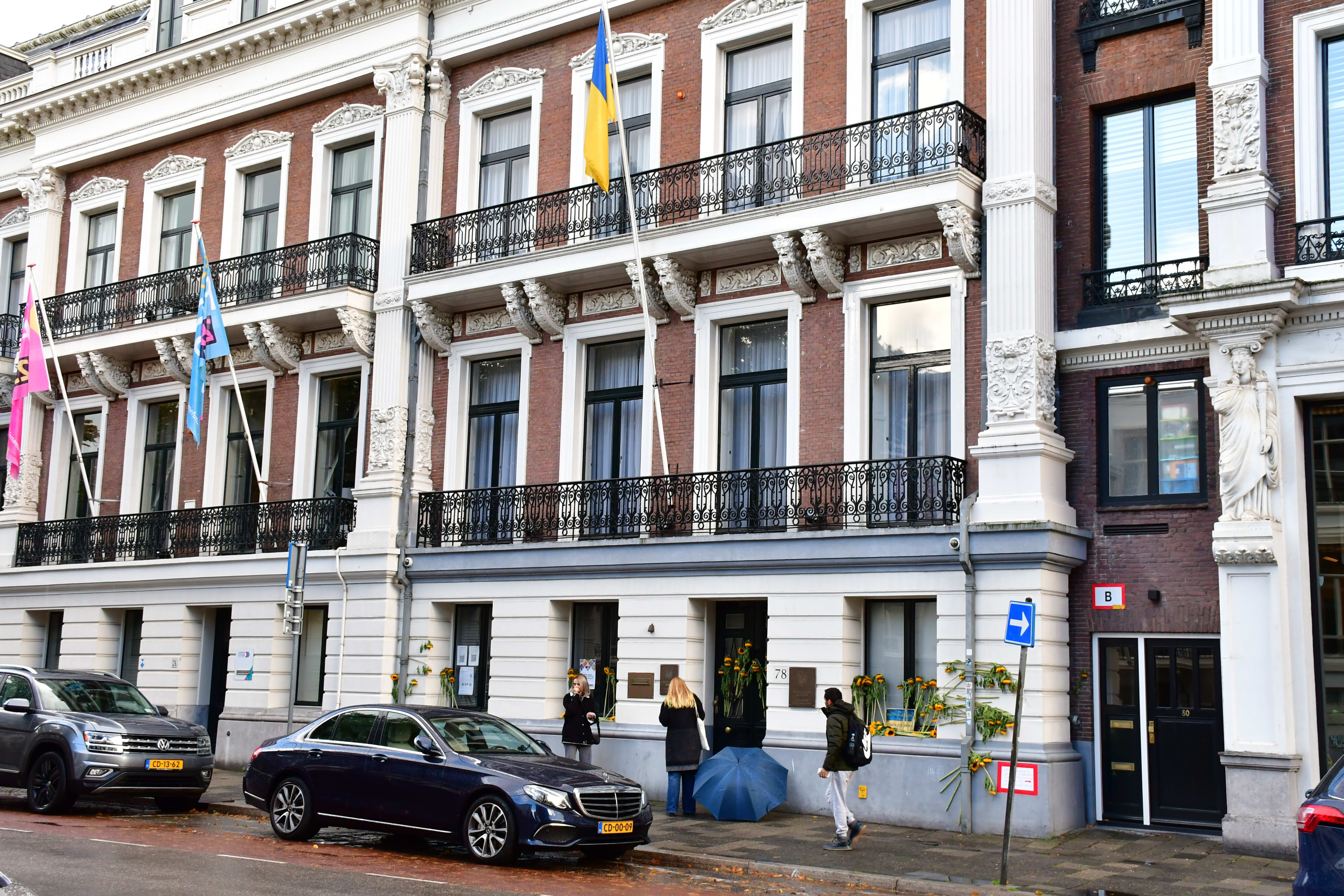 Oekraïense ambassade in Nederland ontvangt 'bloederig pakket' met dierenogen